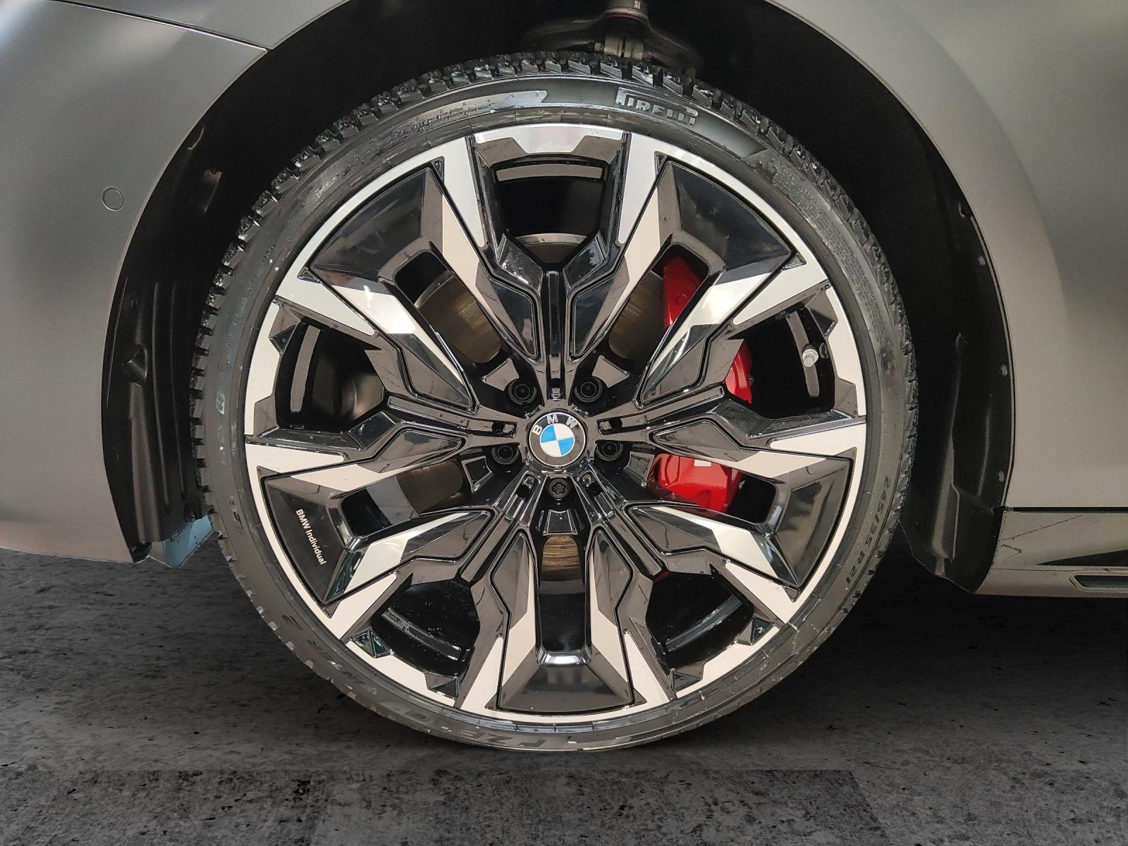 BMW 540d xDrive Touring-image-4