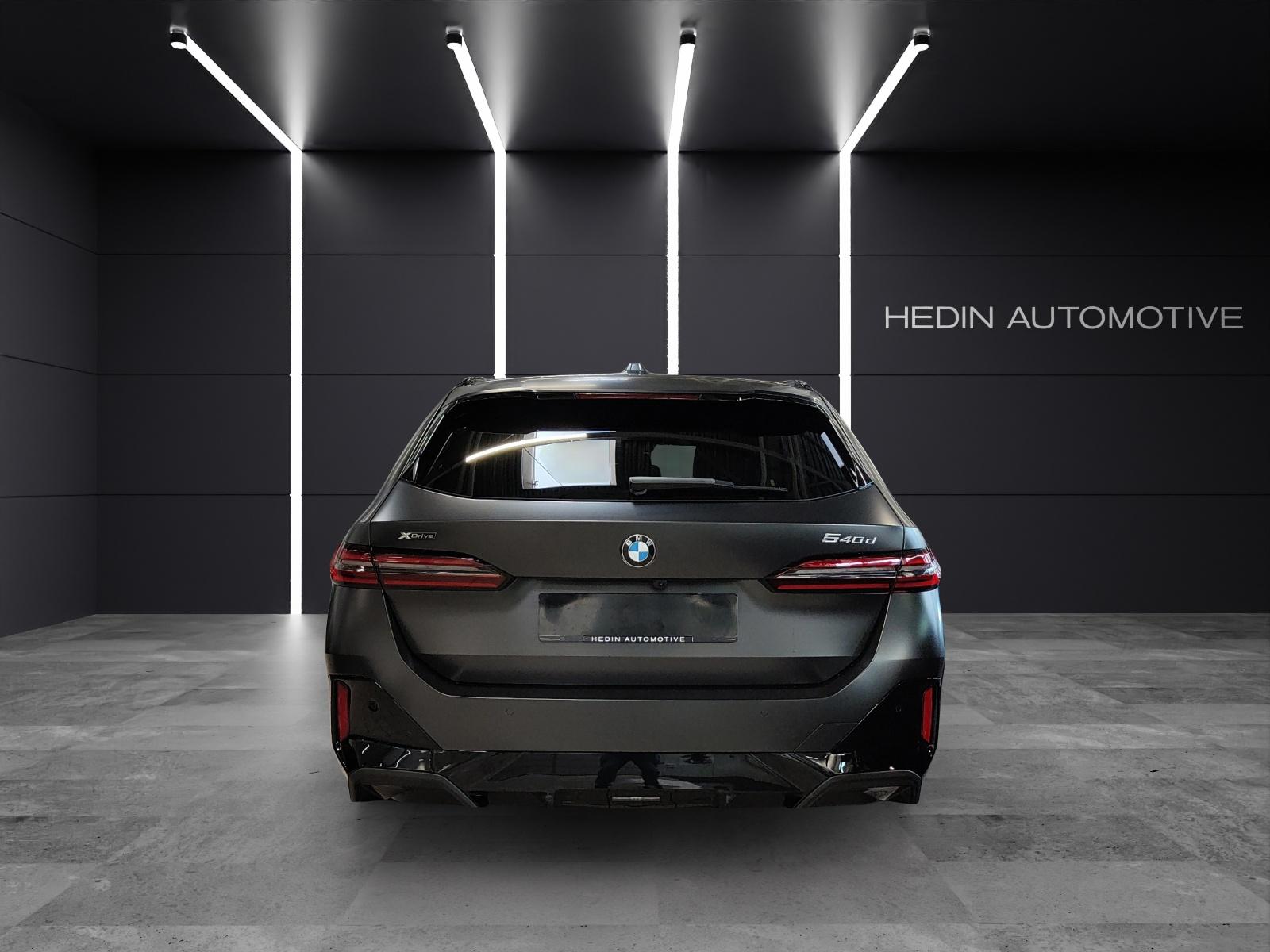 BMW 540d xDrive Touring-image-11