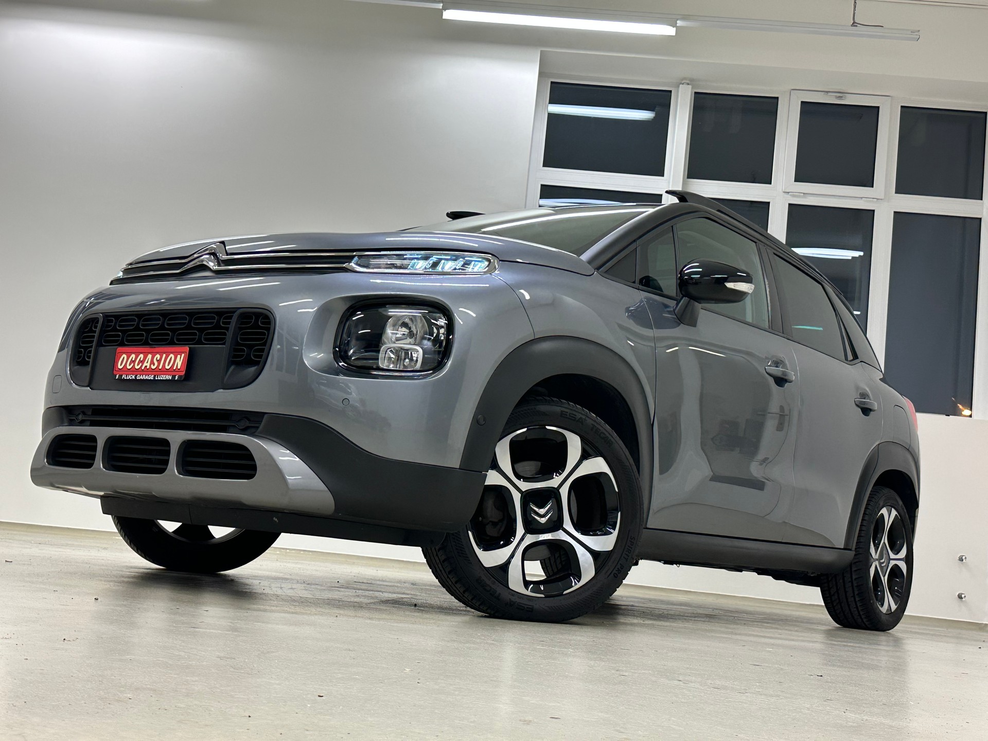 CITROEN C3 Aircross 1.2i PureTech Shine EAT-showroom-element-1