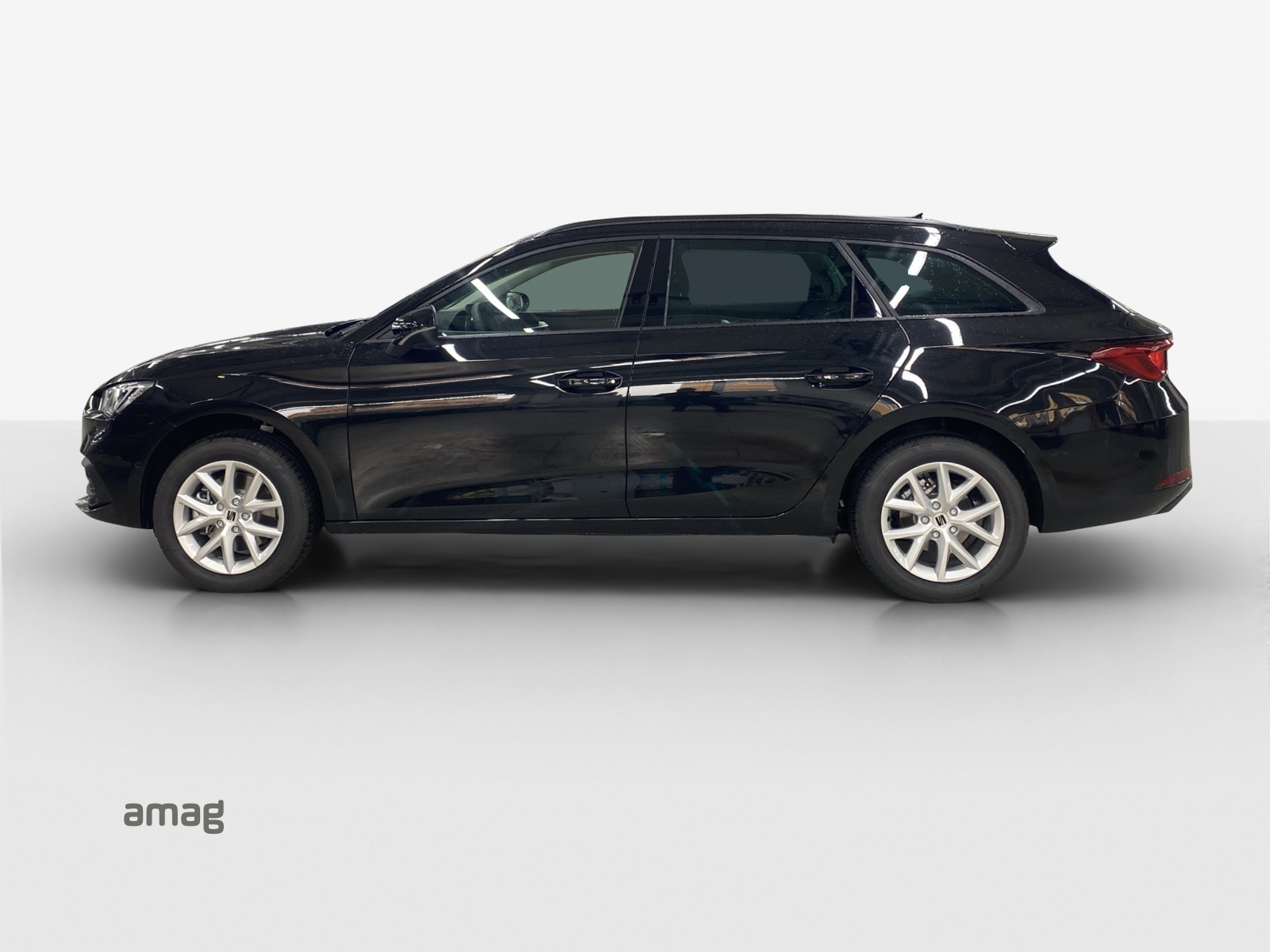 SEAT Leon ST 2.0 TDI EVO DSG Business Edition-image-1