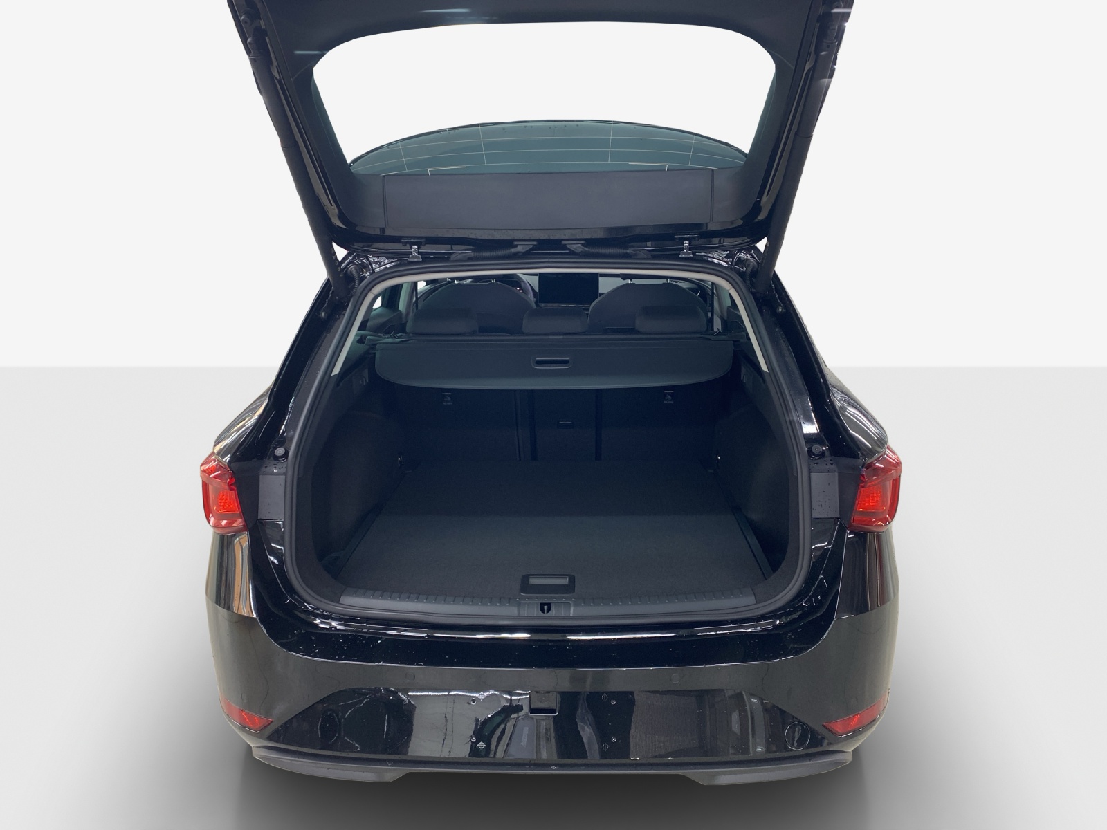 SEAT Leon ST 2.0 TDI EVO DSG Business Edition-image-12