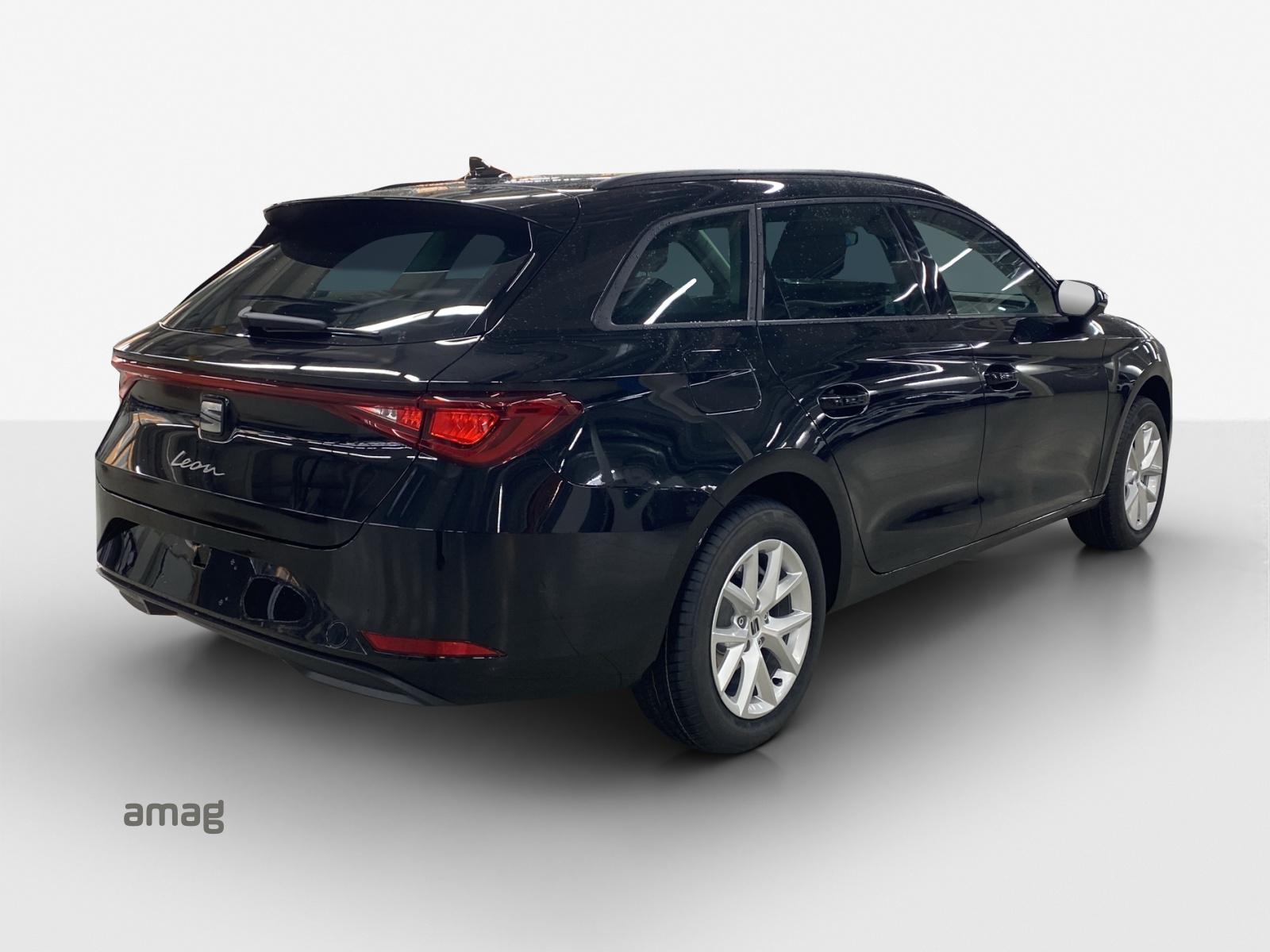 SEAT Leon ST 2.0 TDI EVO DSG Business Edition-image-4