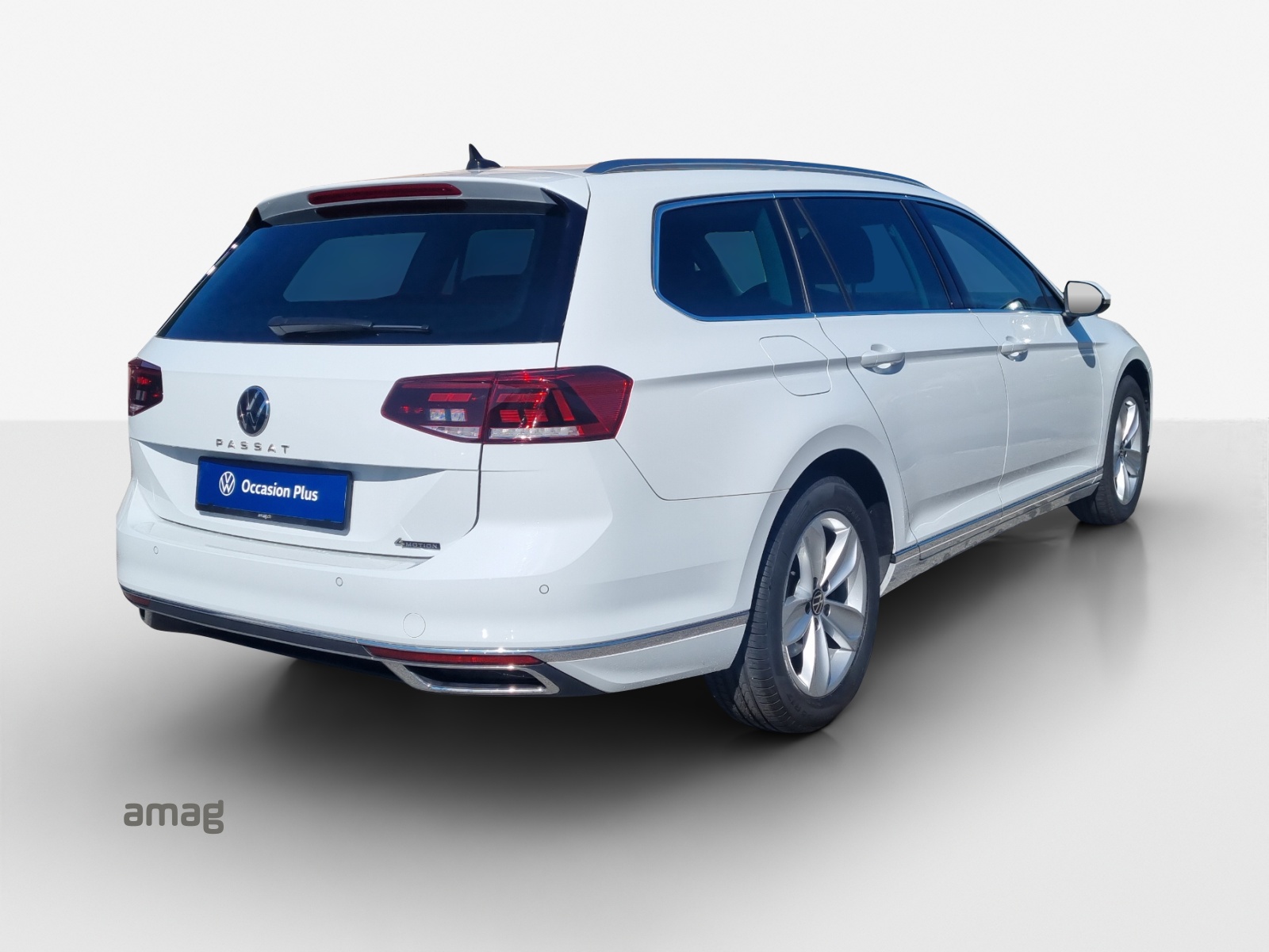 VW Passat 2.0 TDI BMT Elegance 4Motion DSG-image-4