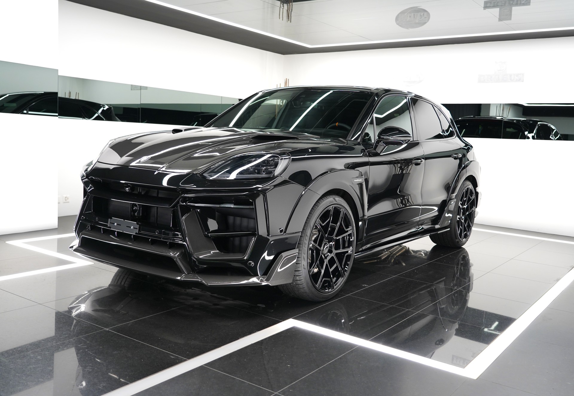 PORSCHE Cayenne GTS Tiptronic-image-0