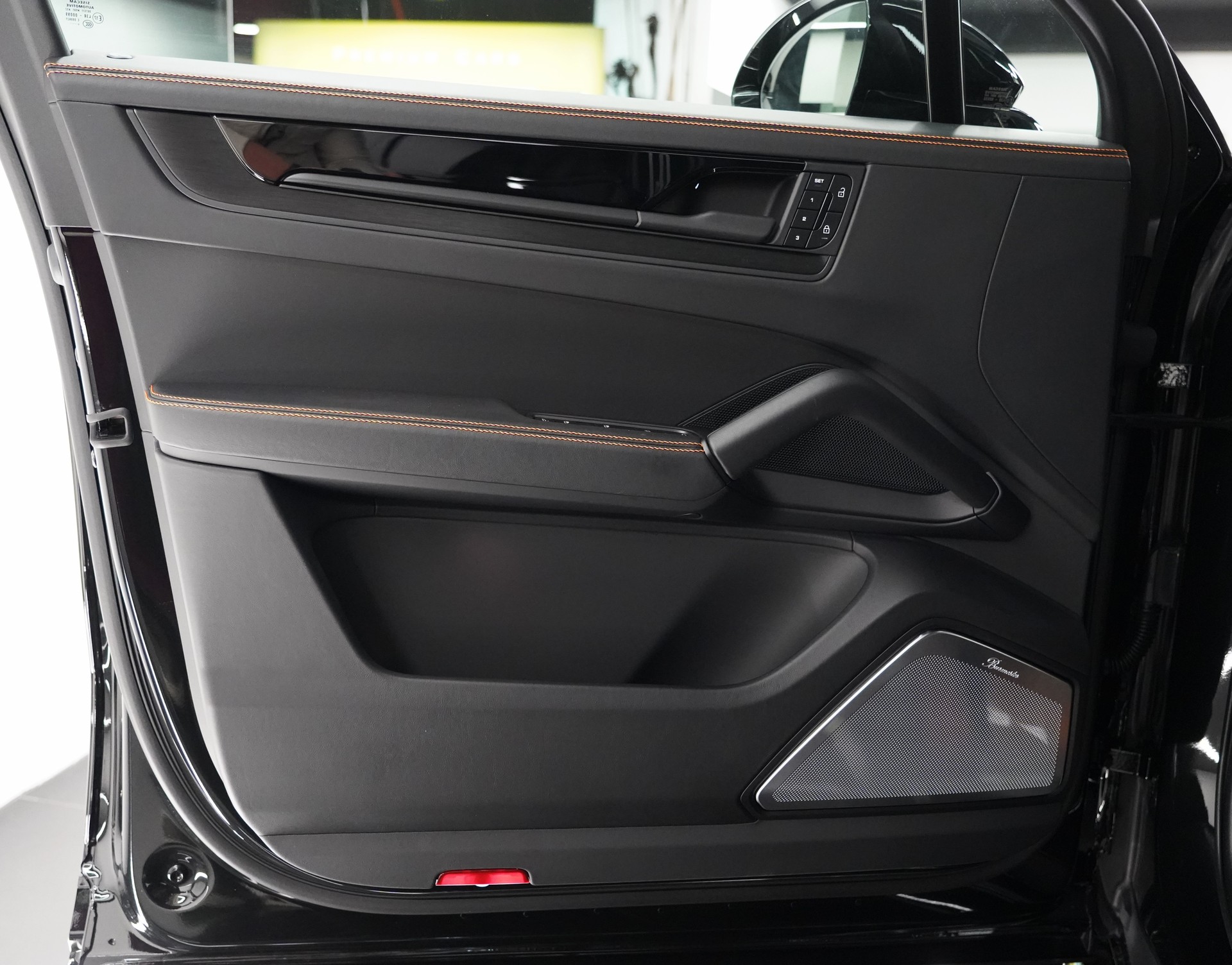 PORSCHE Cayenne GTS Tiptronic-image-9