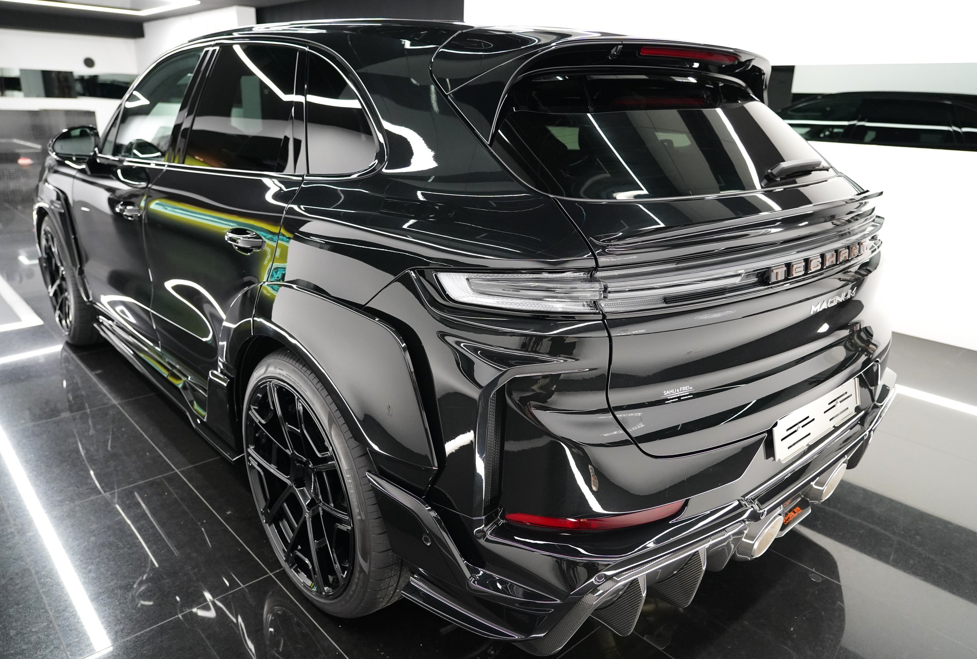 PORSCHE Cayenne GTS Tiptronic-image-4