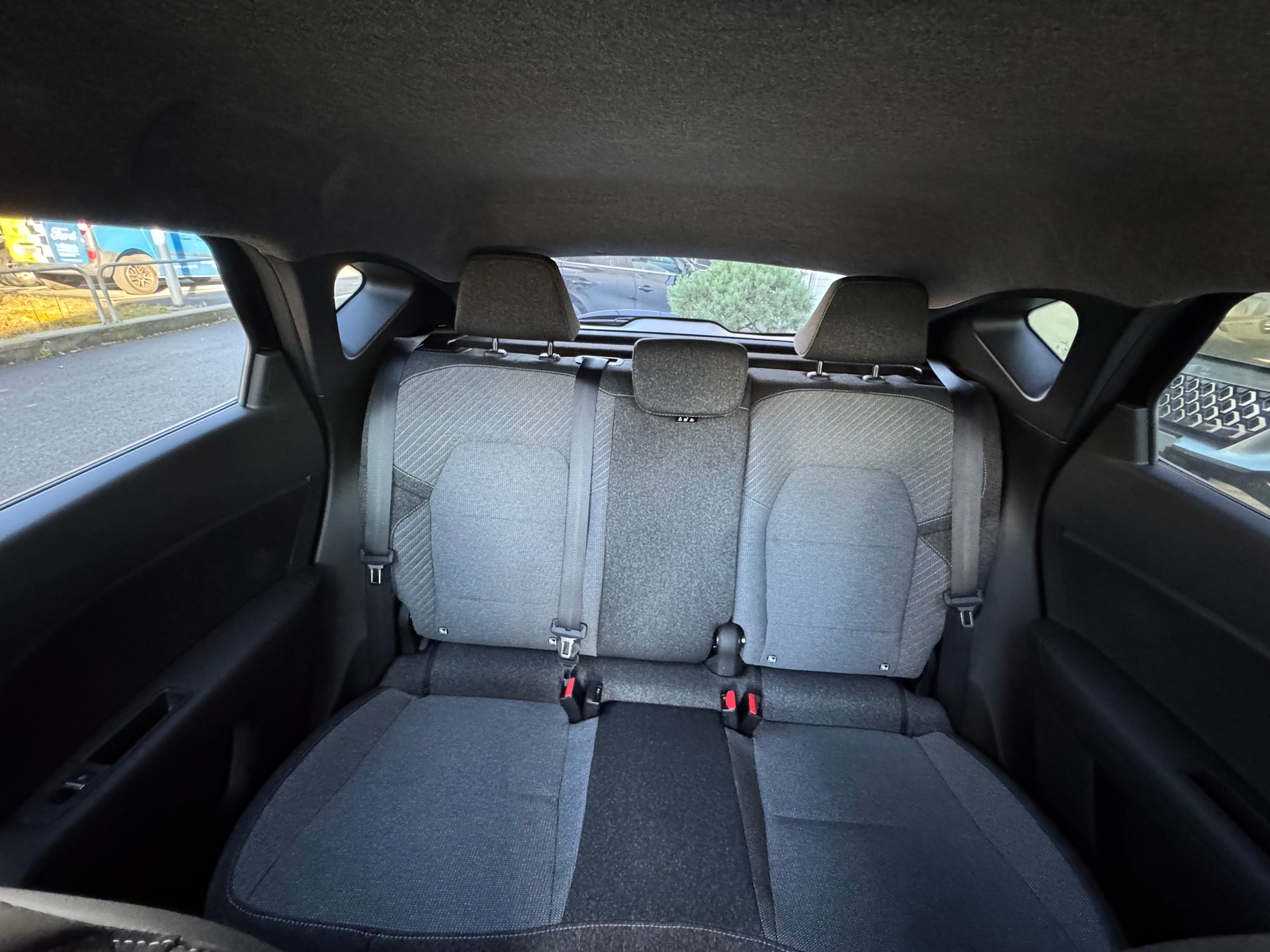 RENAULT Captur 1.8 E-Tech 160 Techno DHT-image-14