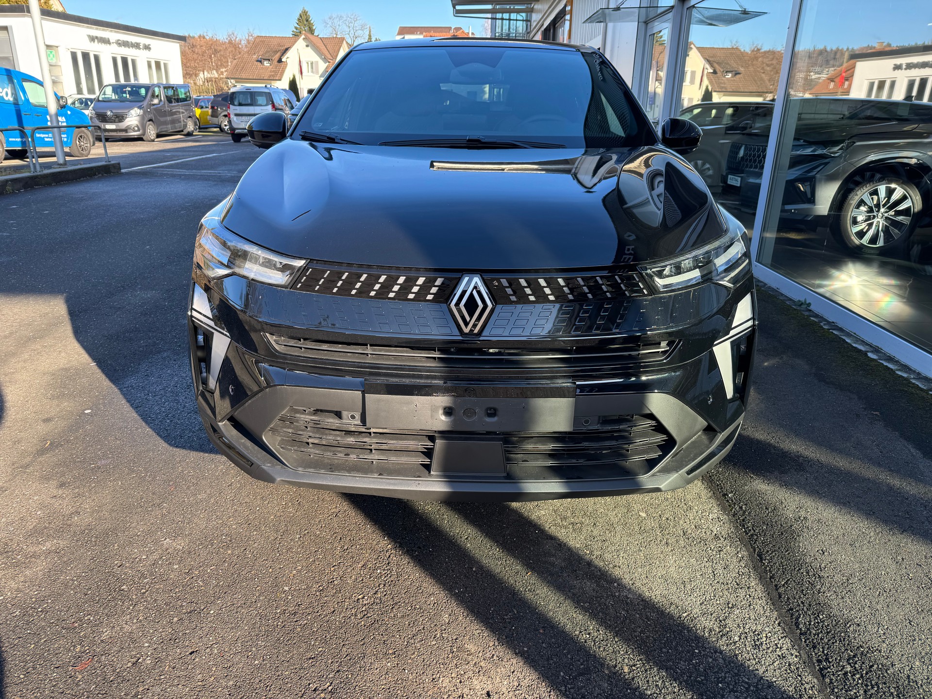 RENAULT Captur 1.8 E-Tech 160 Techno DHT-image-2