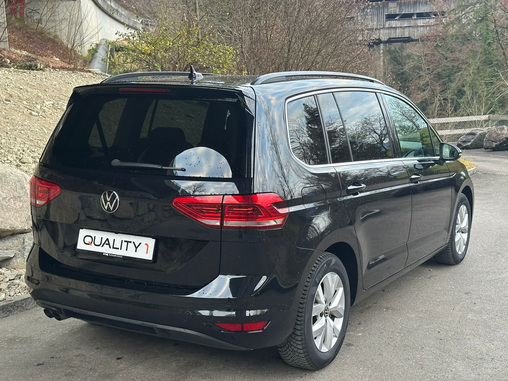 VW Touran 2.0 TDI BlueMotion Technology Comfortline DSG-image-4