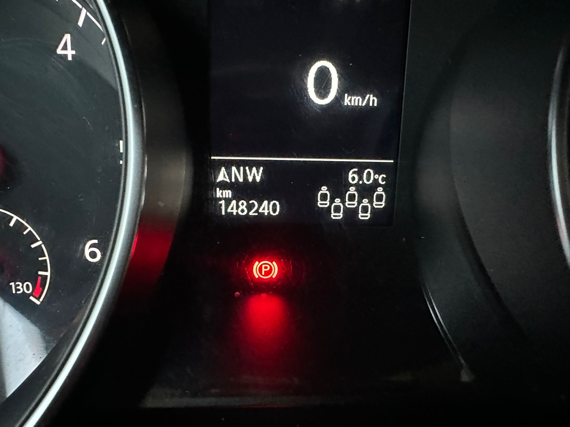 VW Touran 2.0 TDI BlueMotion Technology Comfortline DSG-image-12