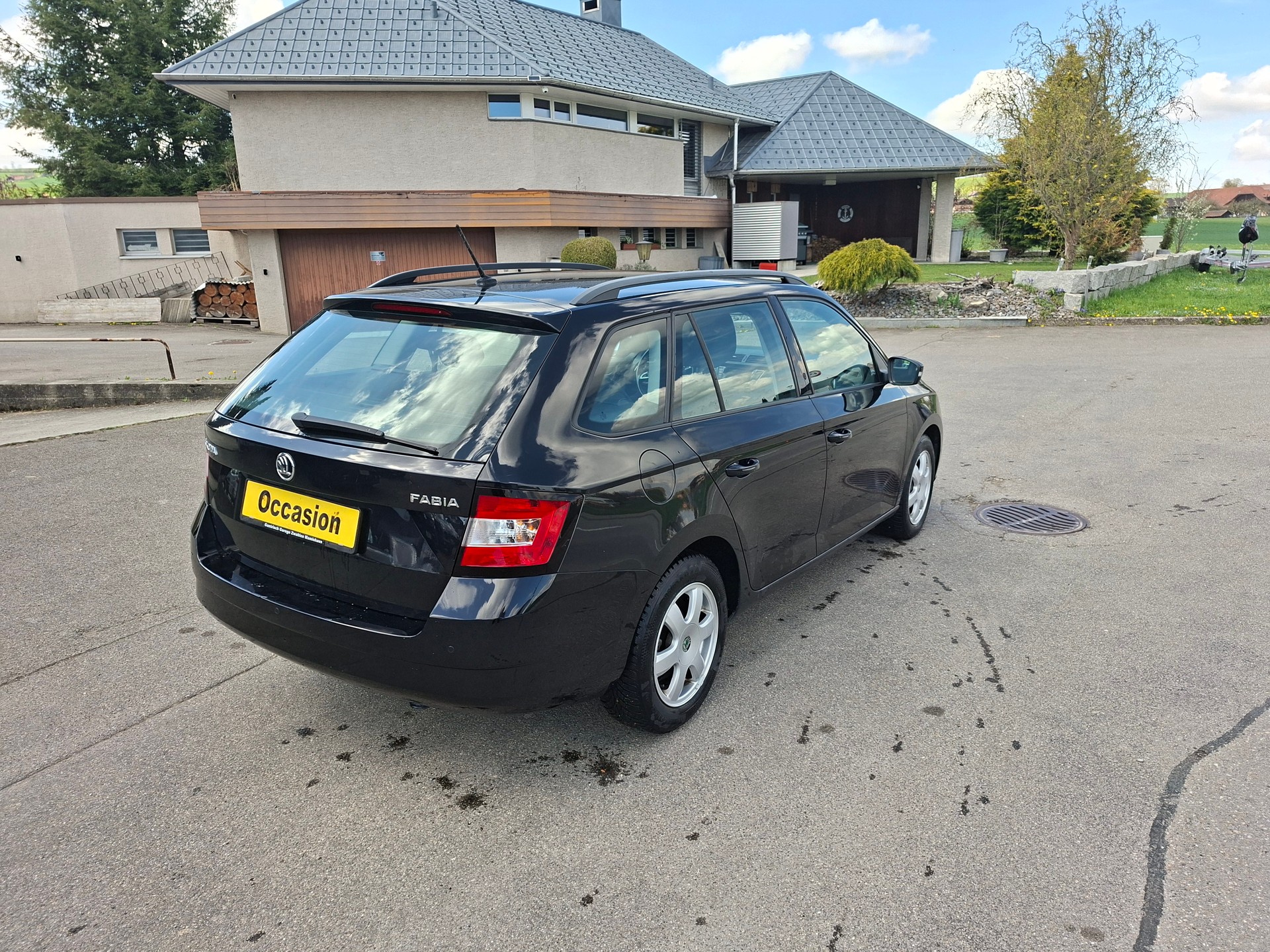 SKODA Fabia 1.2 TSI Ambition DSG-image-2