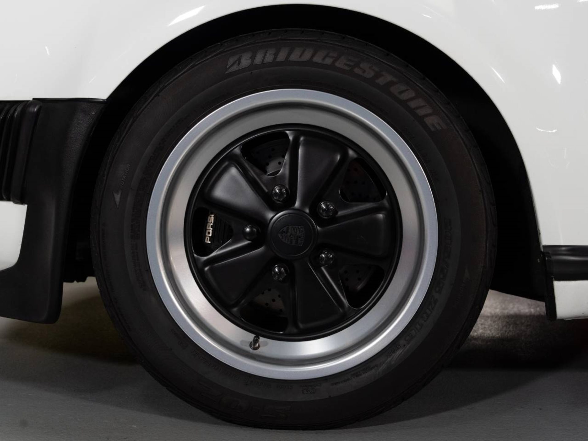 PORSCHE 911 Speedster-image-24