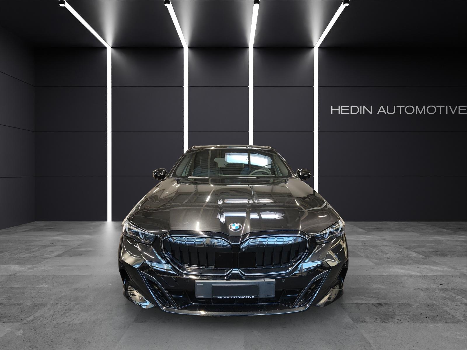 BMW 520d xDrive Touring-image-9