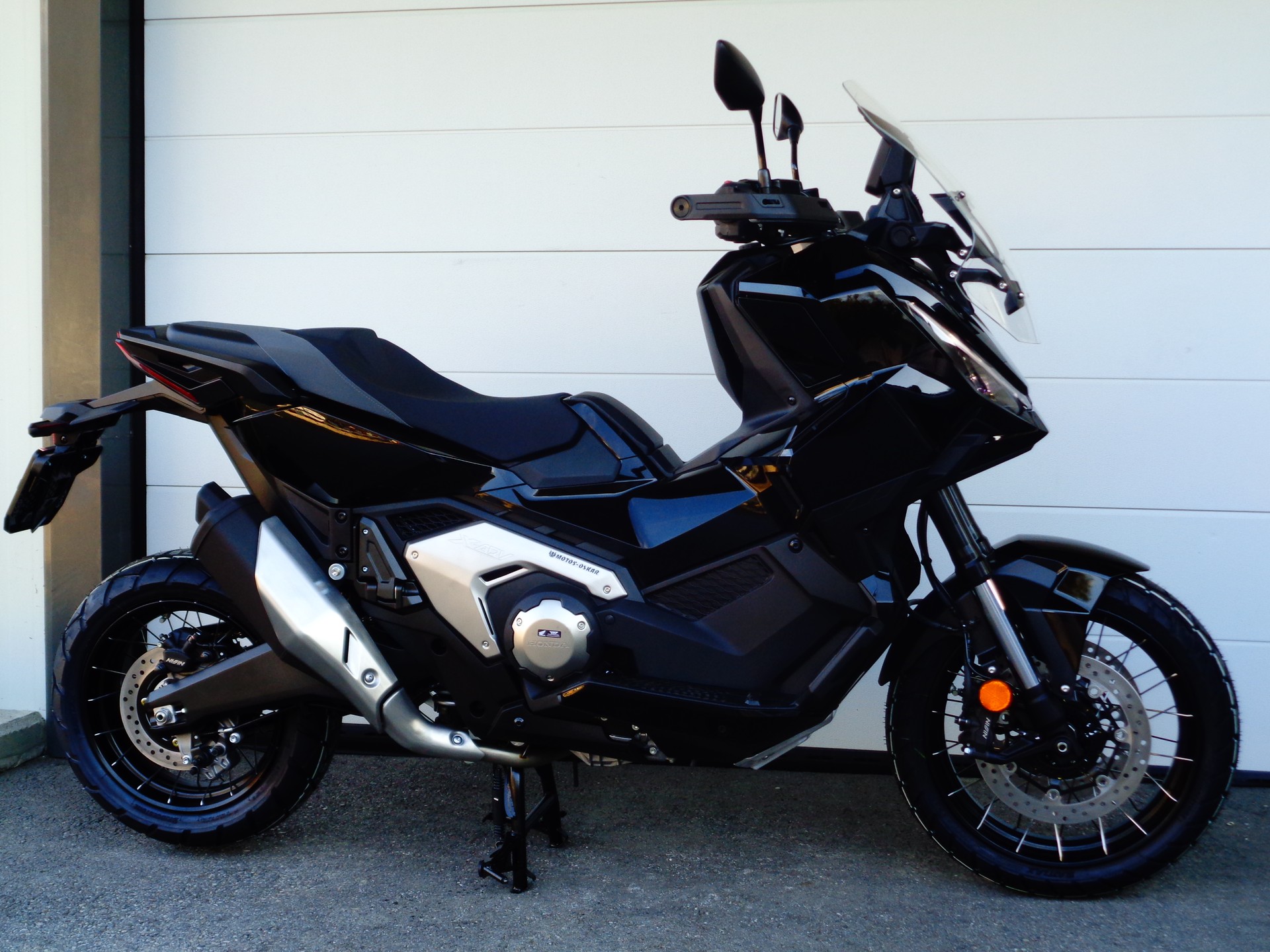 HONDA X-ADV 750-image-6