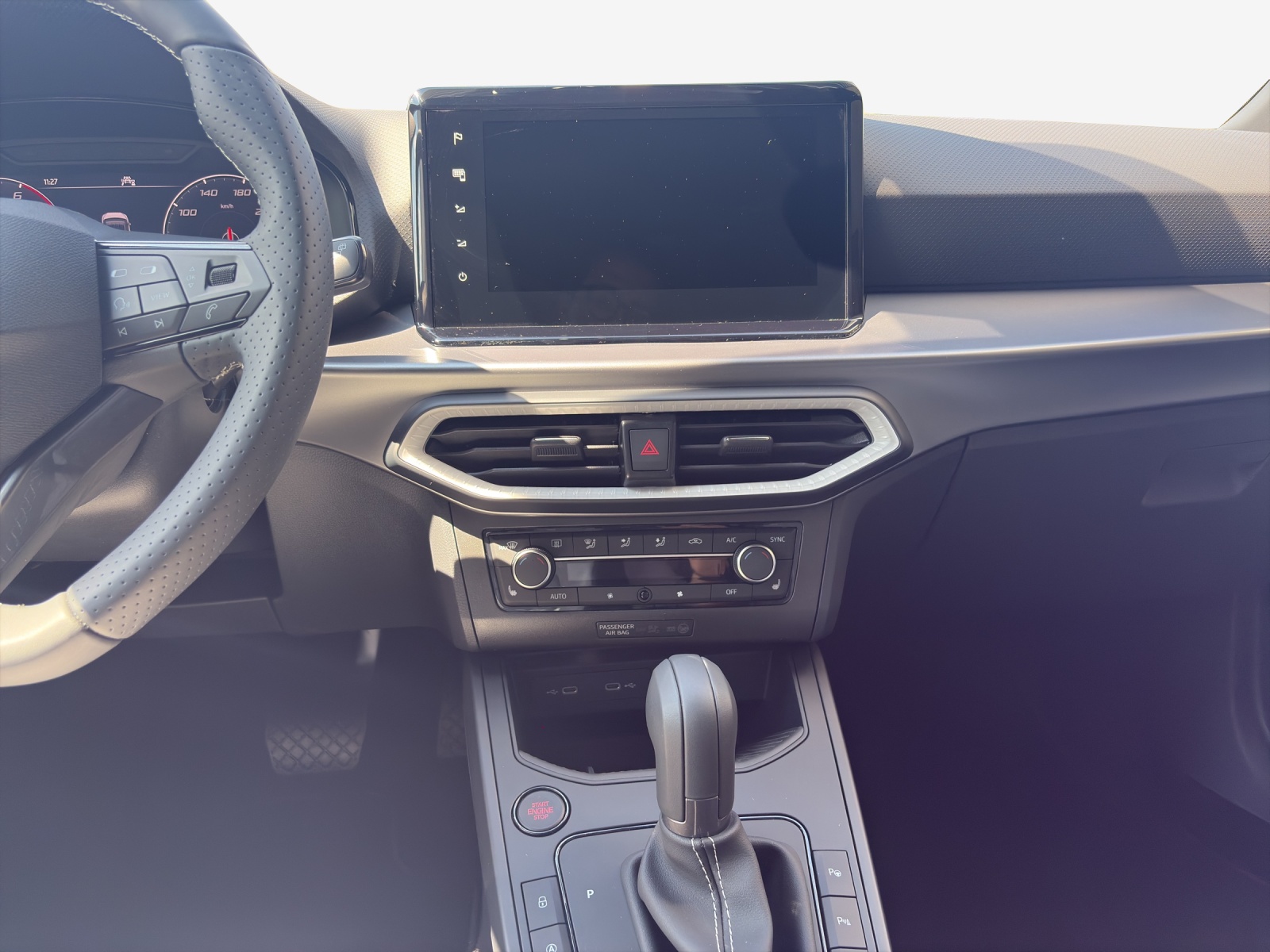 SEAT Arona 1.0 TSI Eco FR DSG-image-10