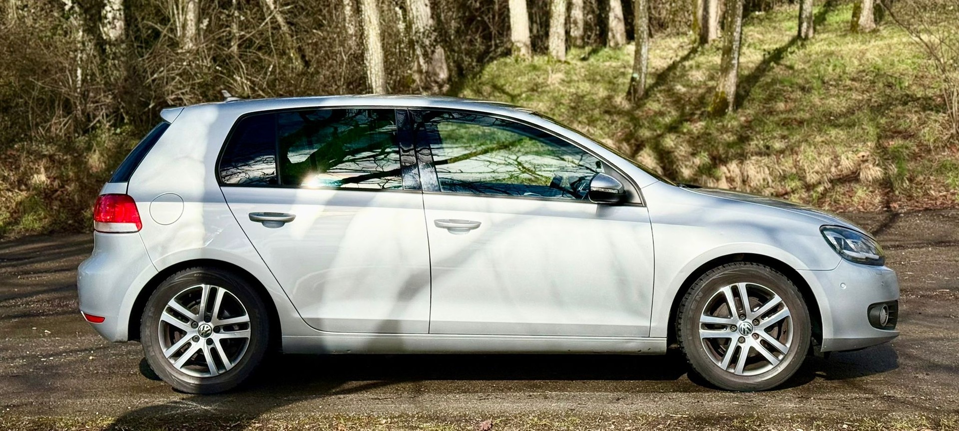 VW Golf 1.4 TSI Team DSG Sportpaket-image-18