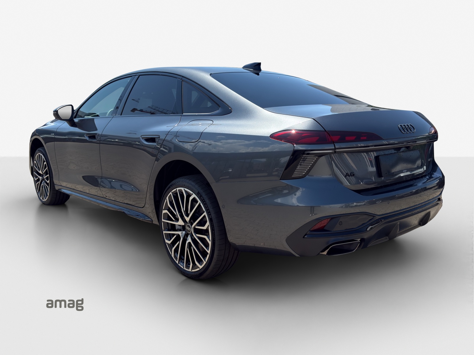 AUDI A6 Limousine e-hybrid quattro 220 kW S tronic-image-2