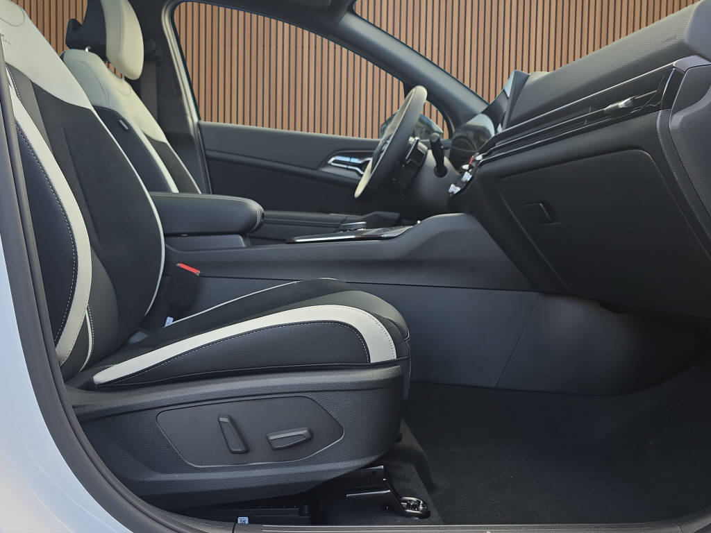 KIA Sportage 1.6 T-GDi PHEV GT-Line-image-13