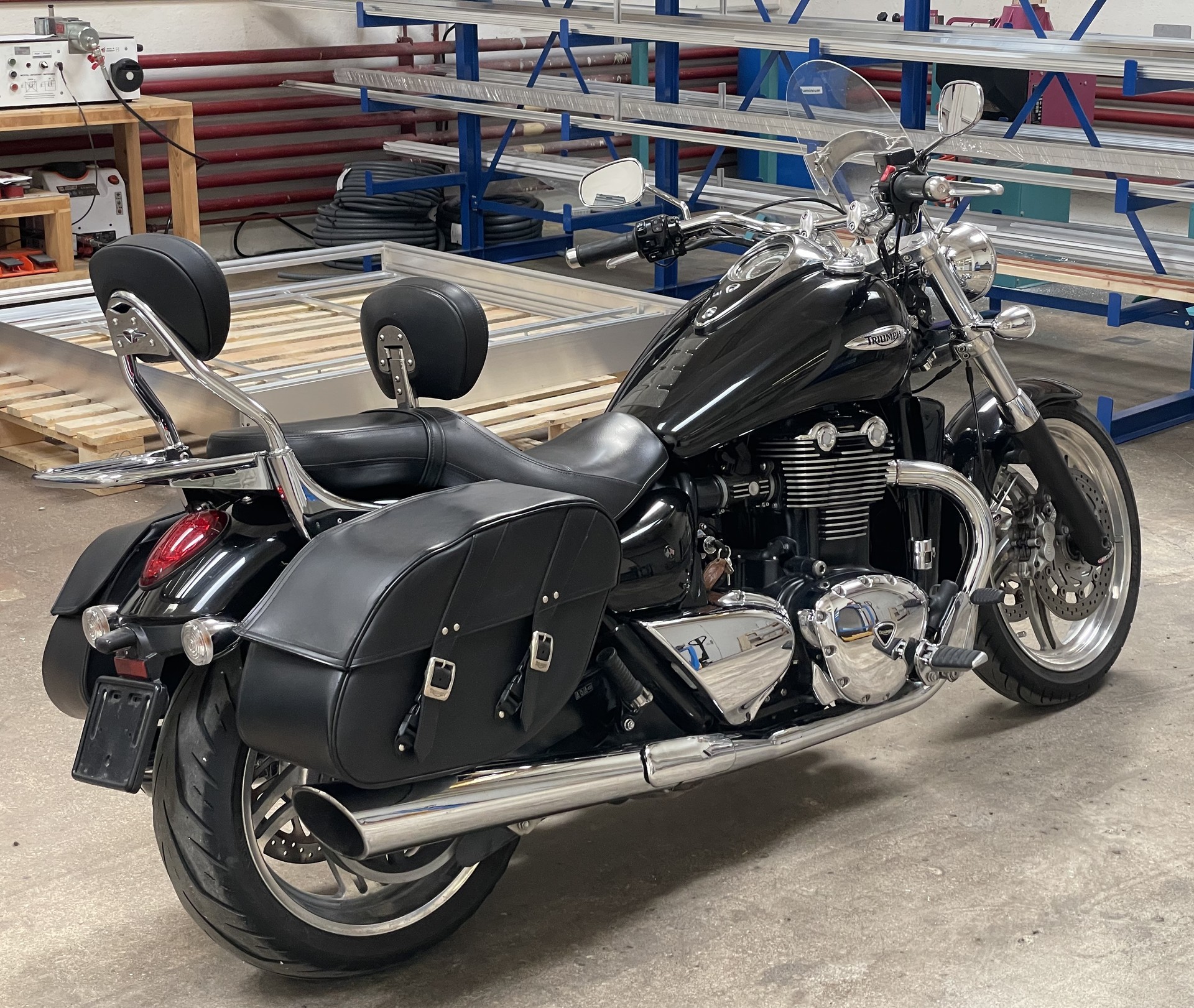 TRIUMPH Thunderbird Storm 1600 ABS-image-4