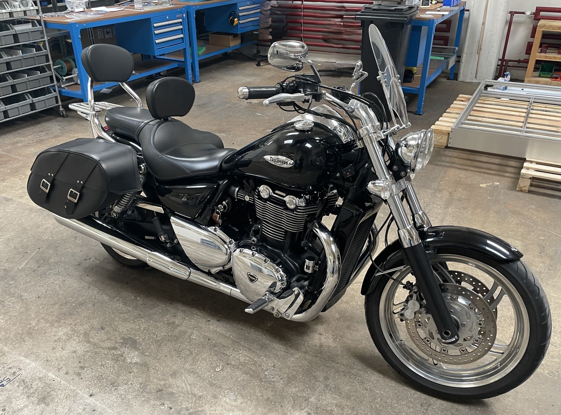 TRIUMPH Thunderbird Storm 1600 ABS-image-2