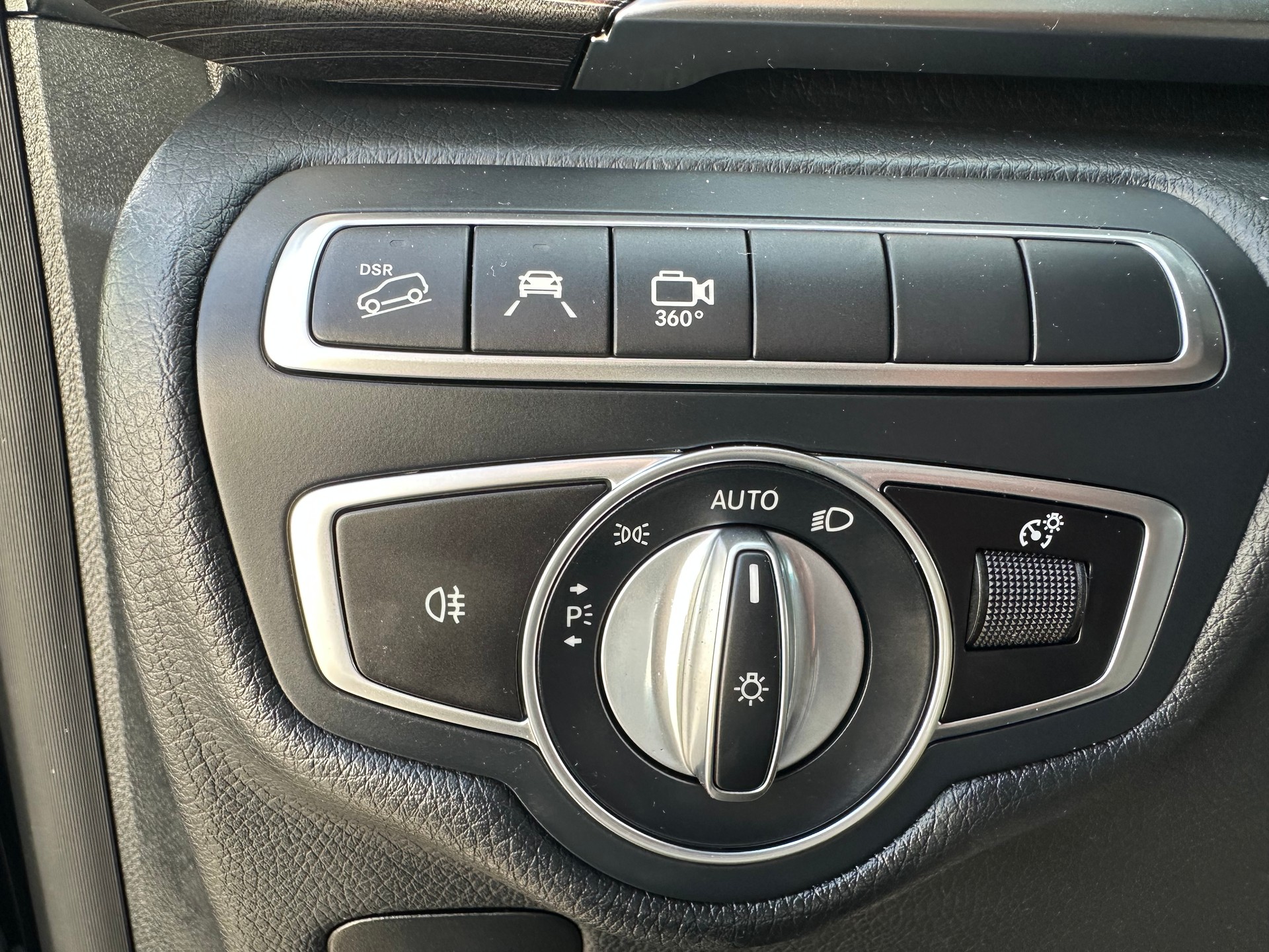MERCEDES-BENZ V 300 d lang Avantgarde 4Matic 9G-Tronic-image-13