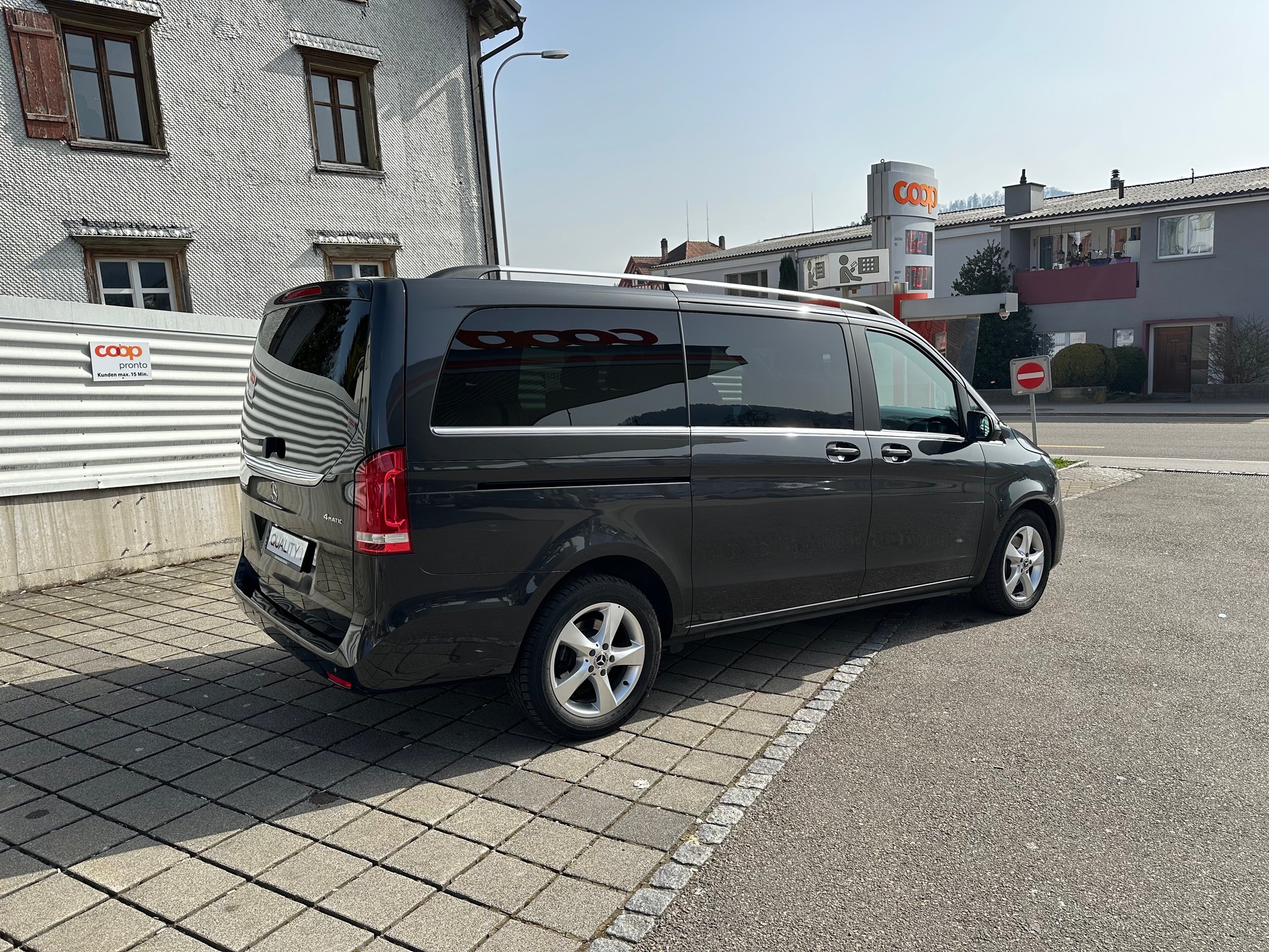 MERCEDES-BENZ V 300 d lang Avantgarde 4Matic 9G-Tronic-image-2