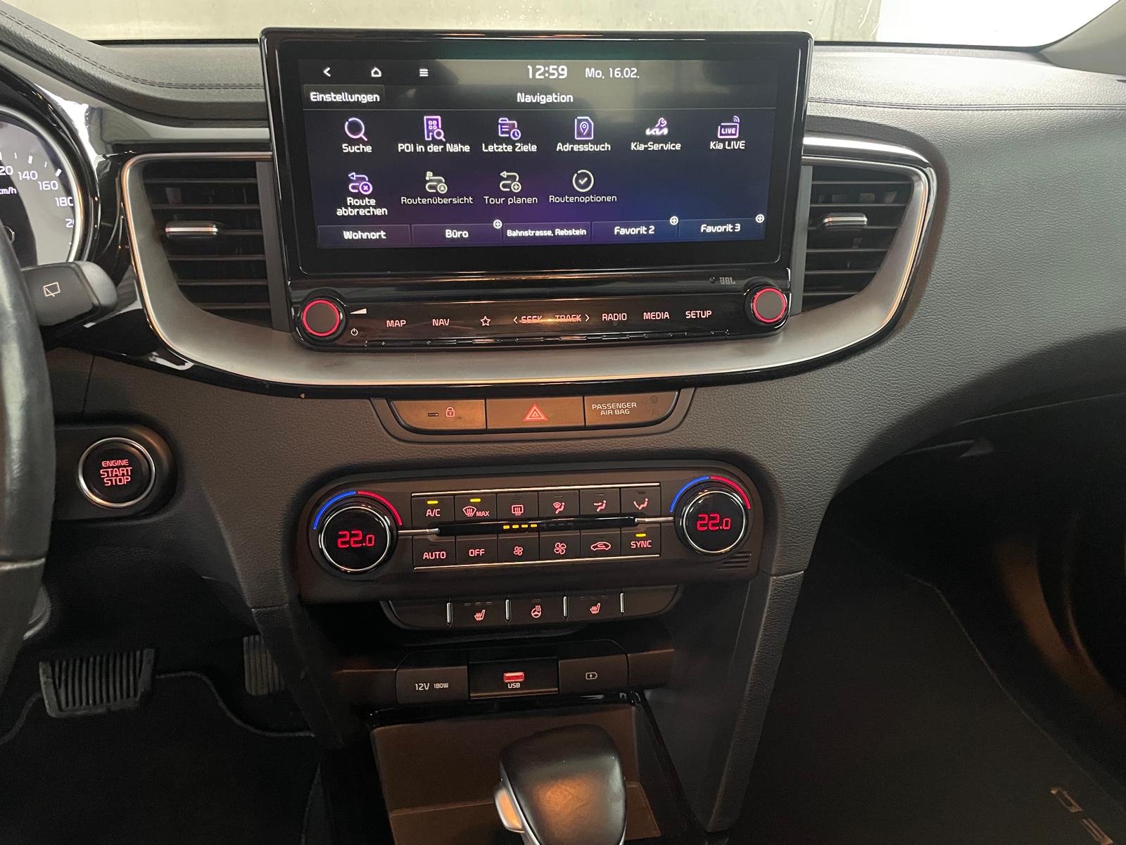 KIA CEED 1.4 TGDI DCT-image-9