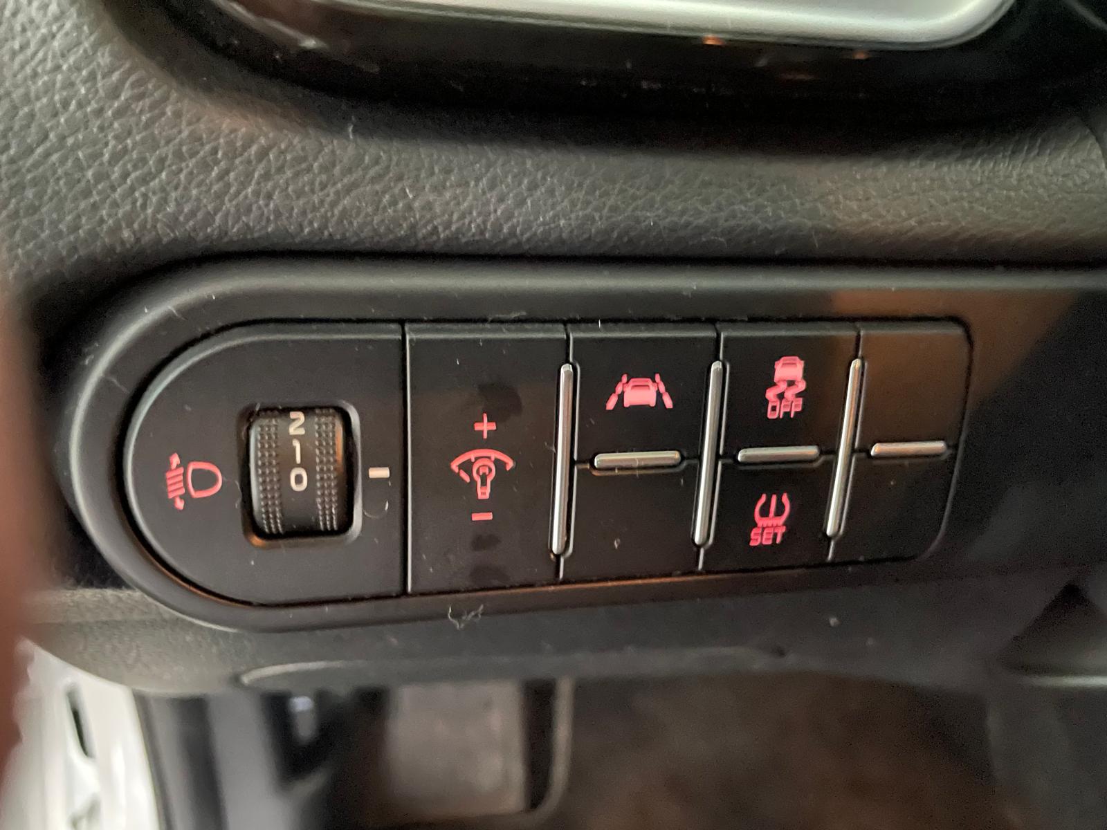 KIA CEED 1.4 TGDI DCT-image-11