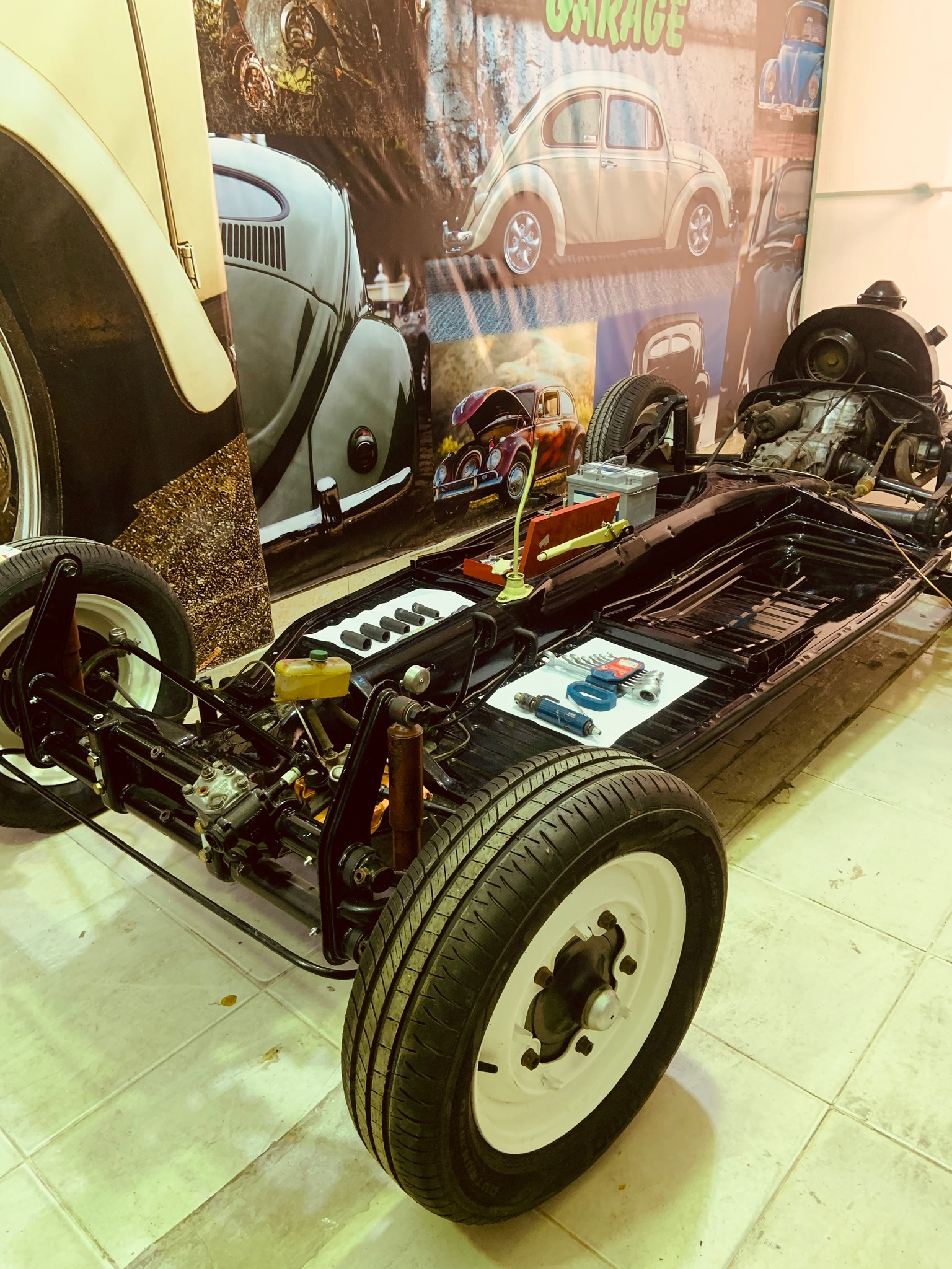VW BEETLE-image-8