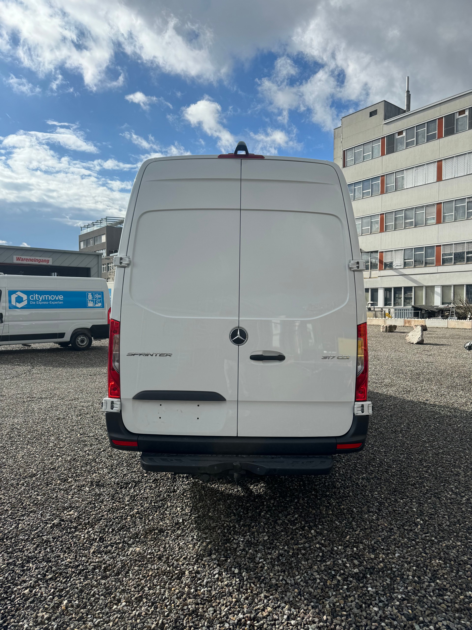 MERCEDES-BENZ Sprinter 317 CDI Lang 9G-TRONIC Facelift Model 2025-image-3