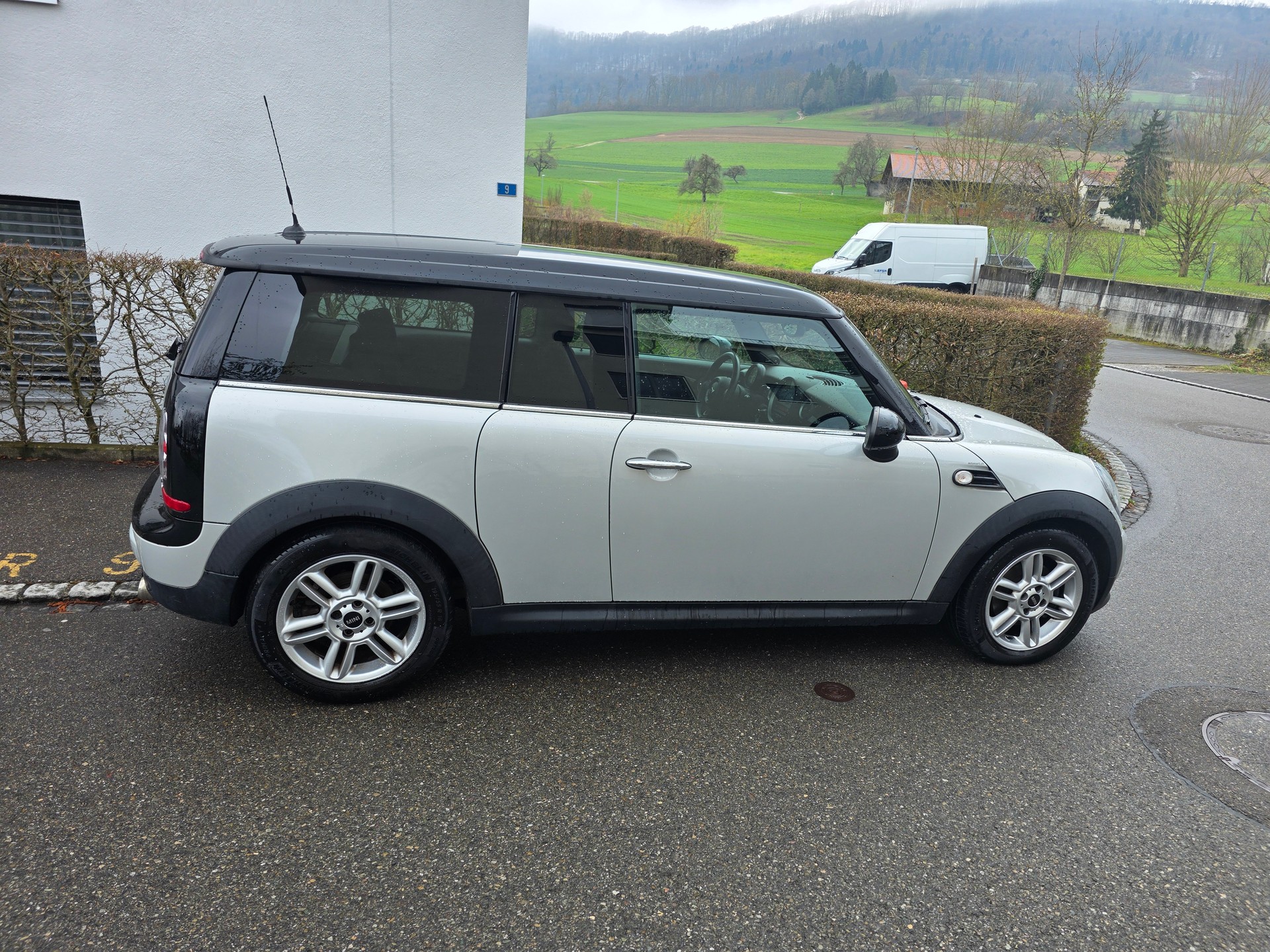 MINI Clubman Cooper D-image-3