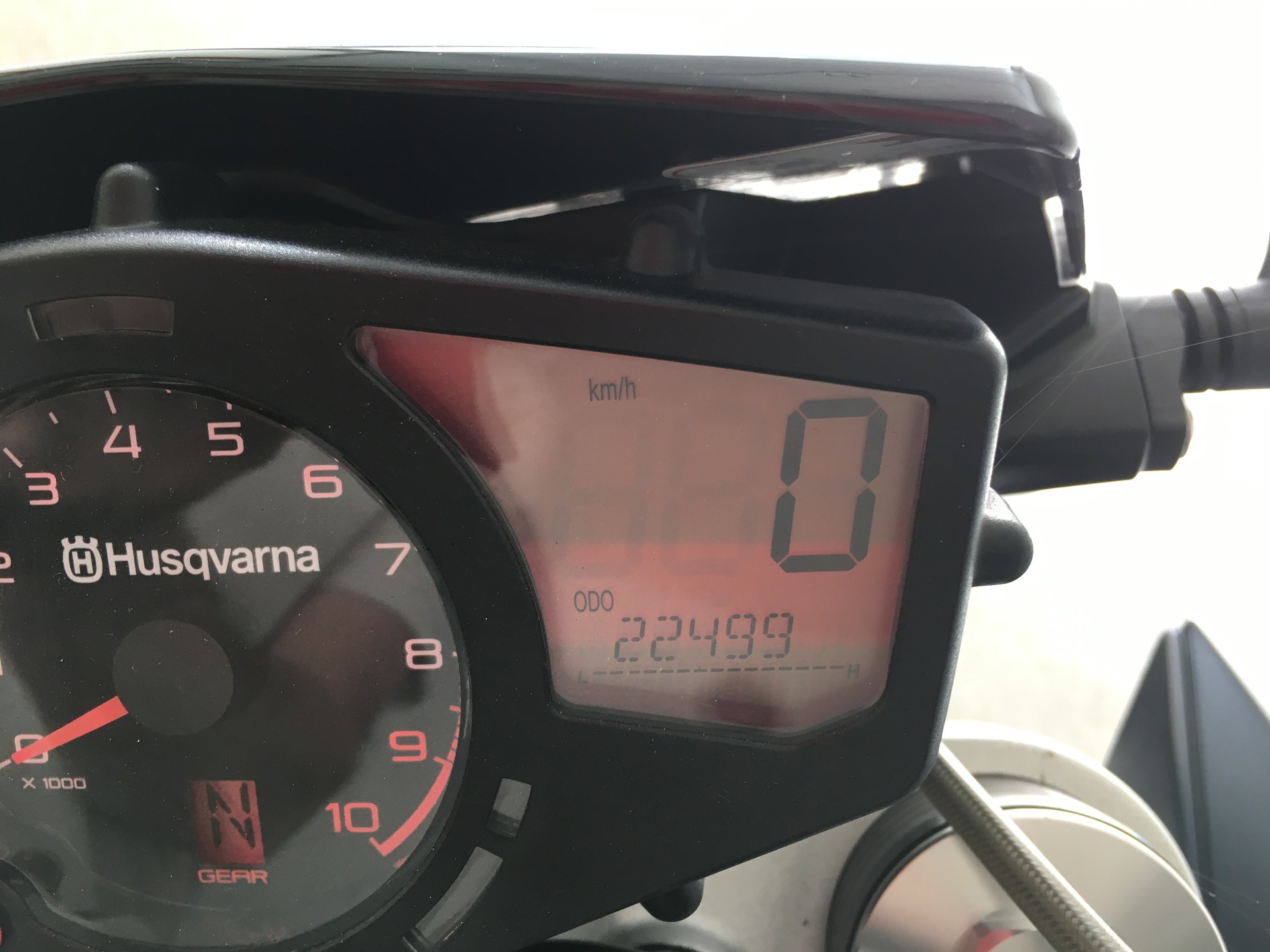 HUSQVARNA Nuda 900 ABS-image-4