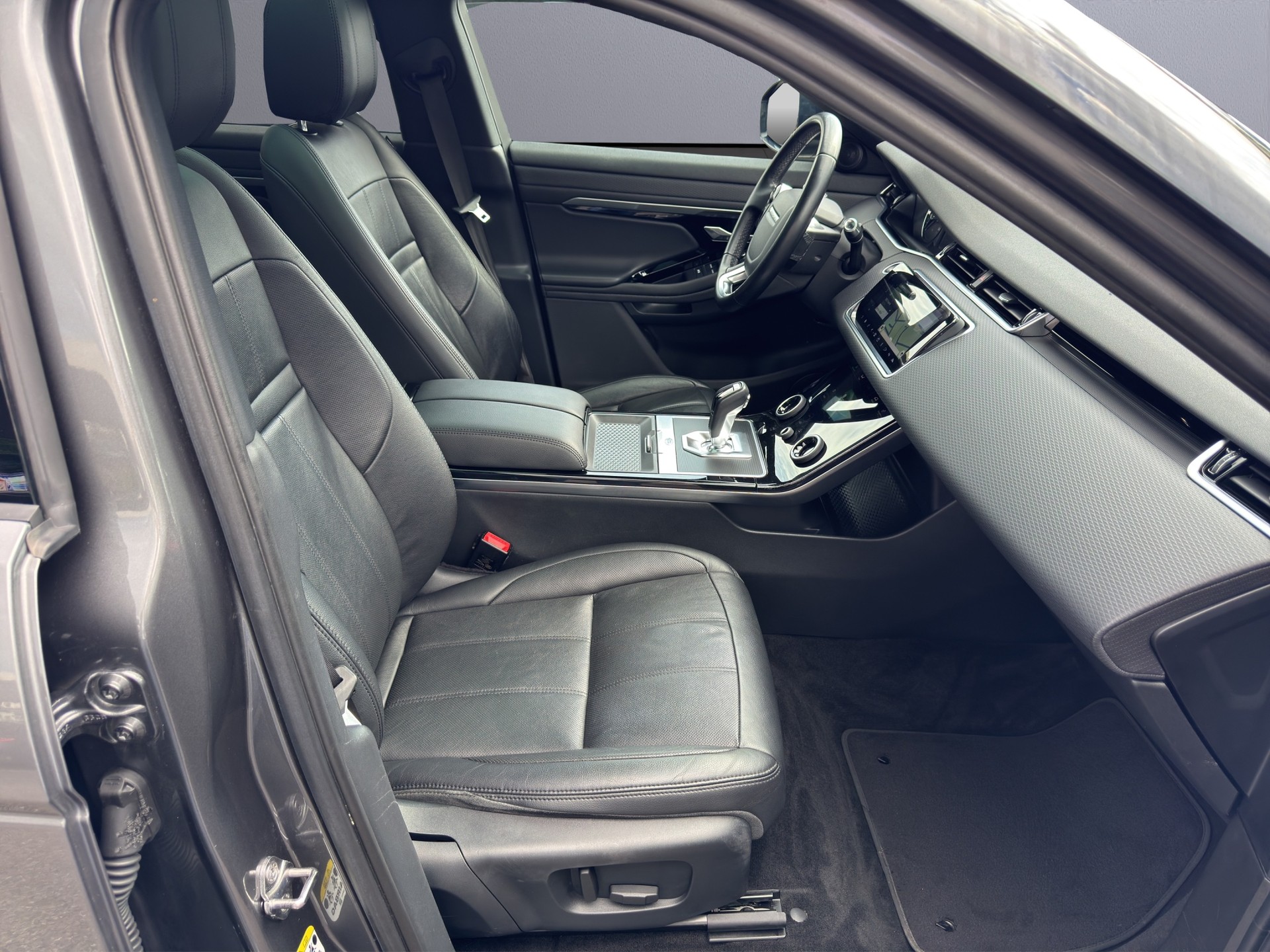 LAND ROVER Range Rover Evoque P 200 MHEV AT9-image-15