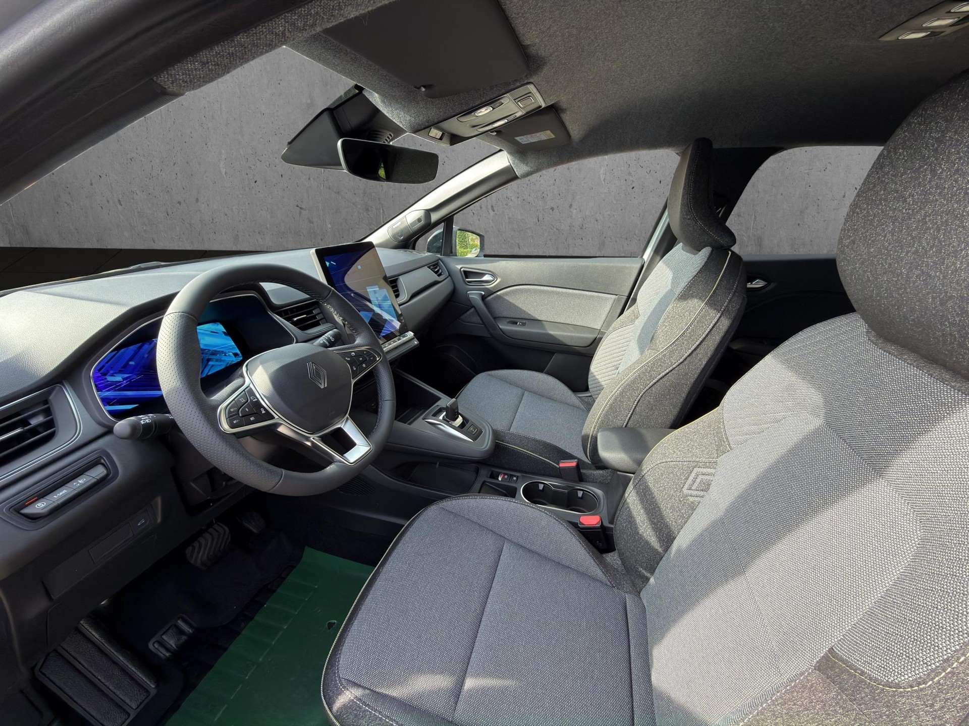 RENAULT Symbioz 1.8 E-Tech techno-image-9