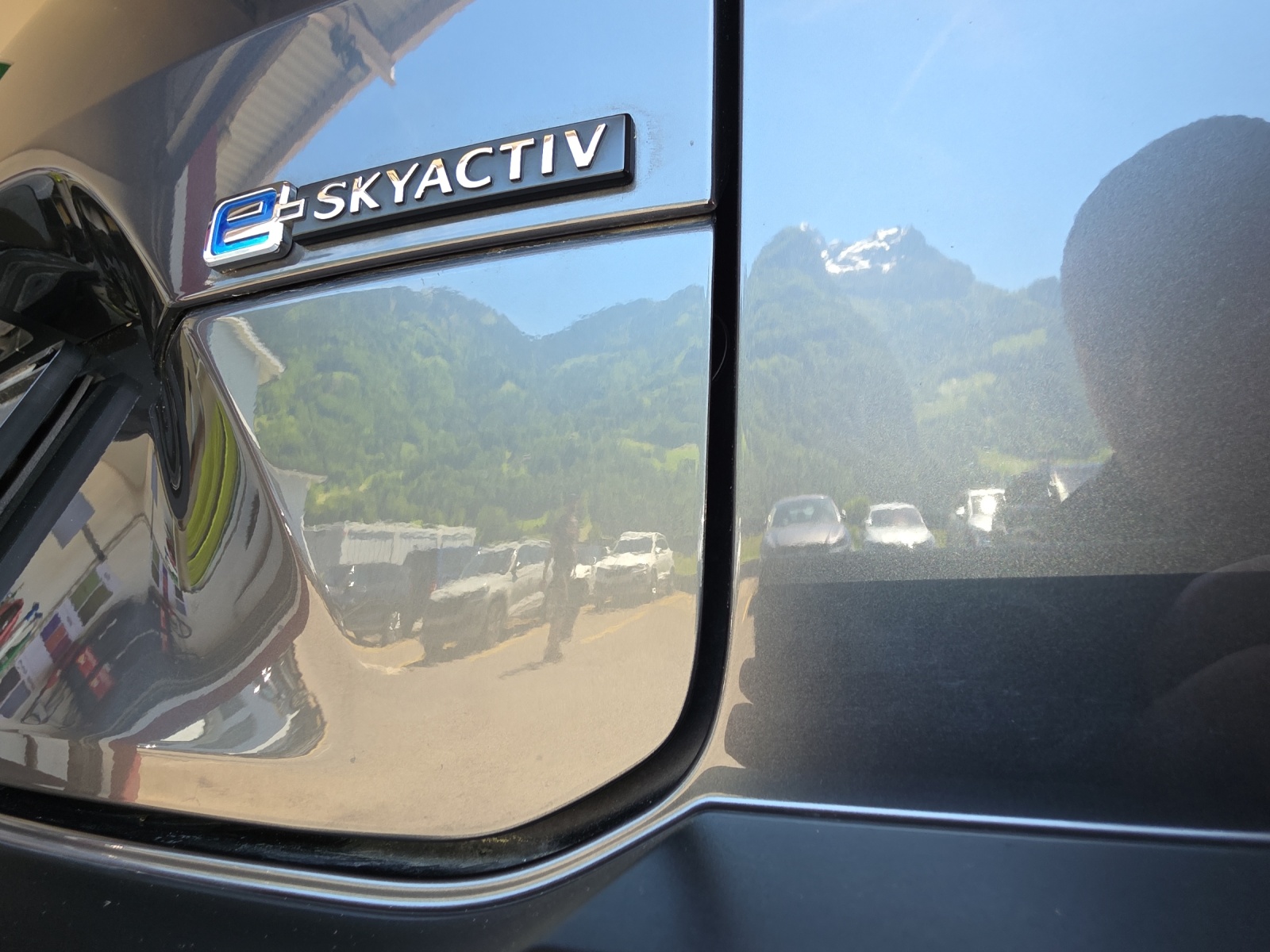 MAZDA MX-30 e-Skyactiv Ambition Plus-image-4