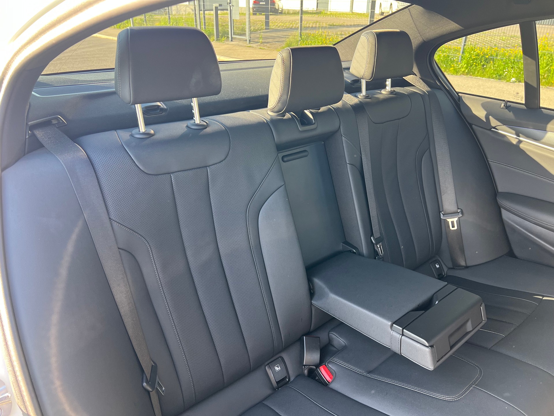 BMW 520d xDrive 48V- M Sport - Steptronic- 360°-Kamera-image-27