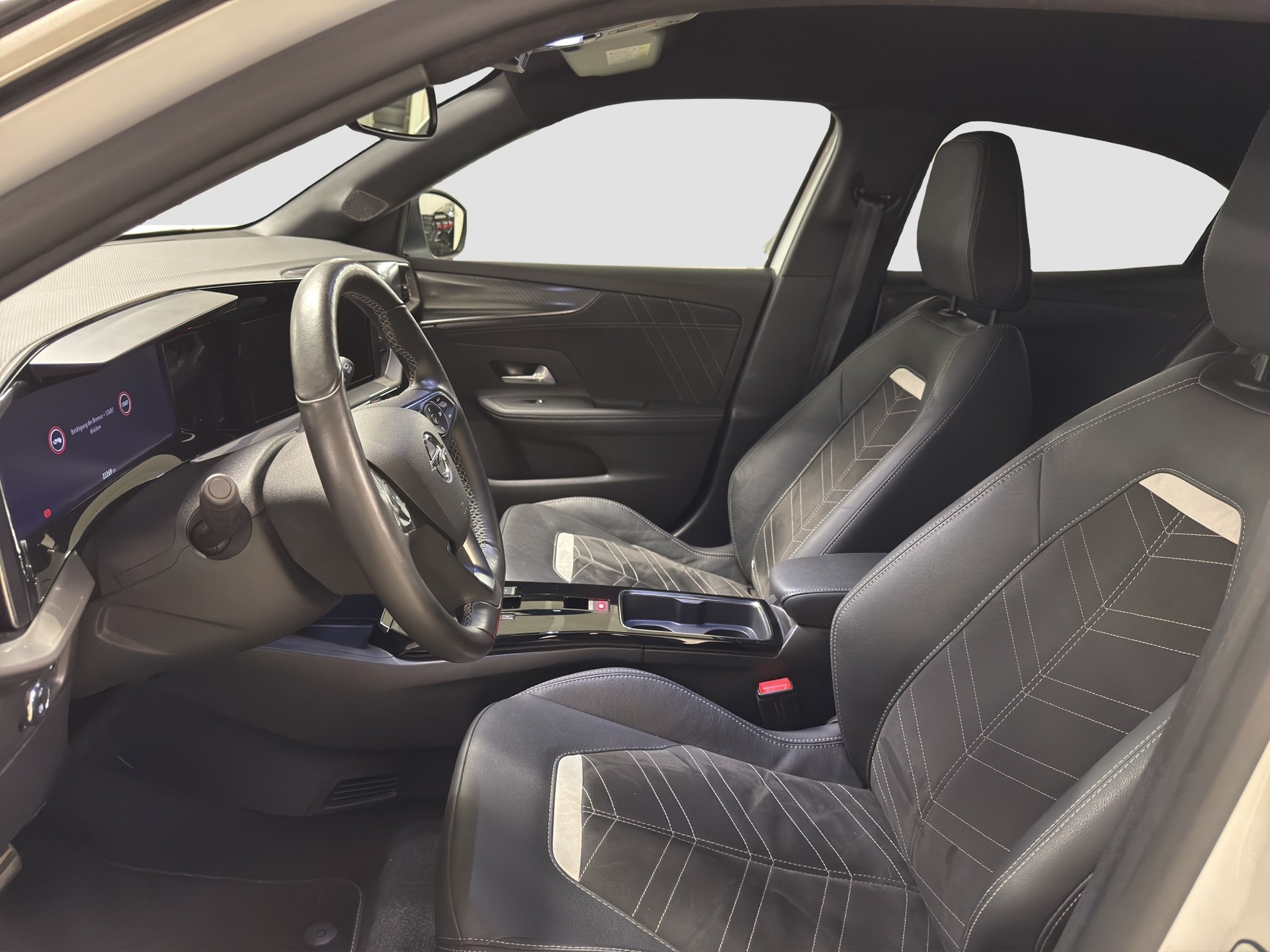 OPEL Mokka-e Ultimate-image-8