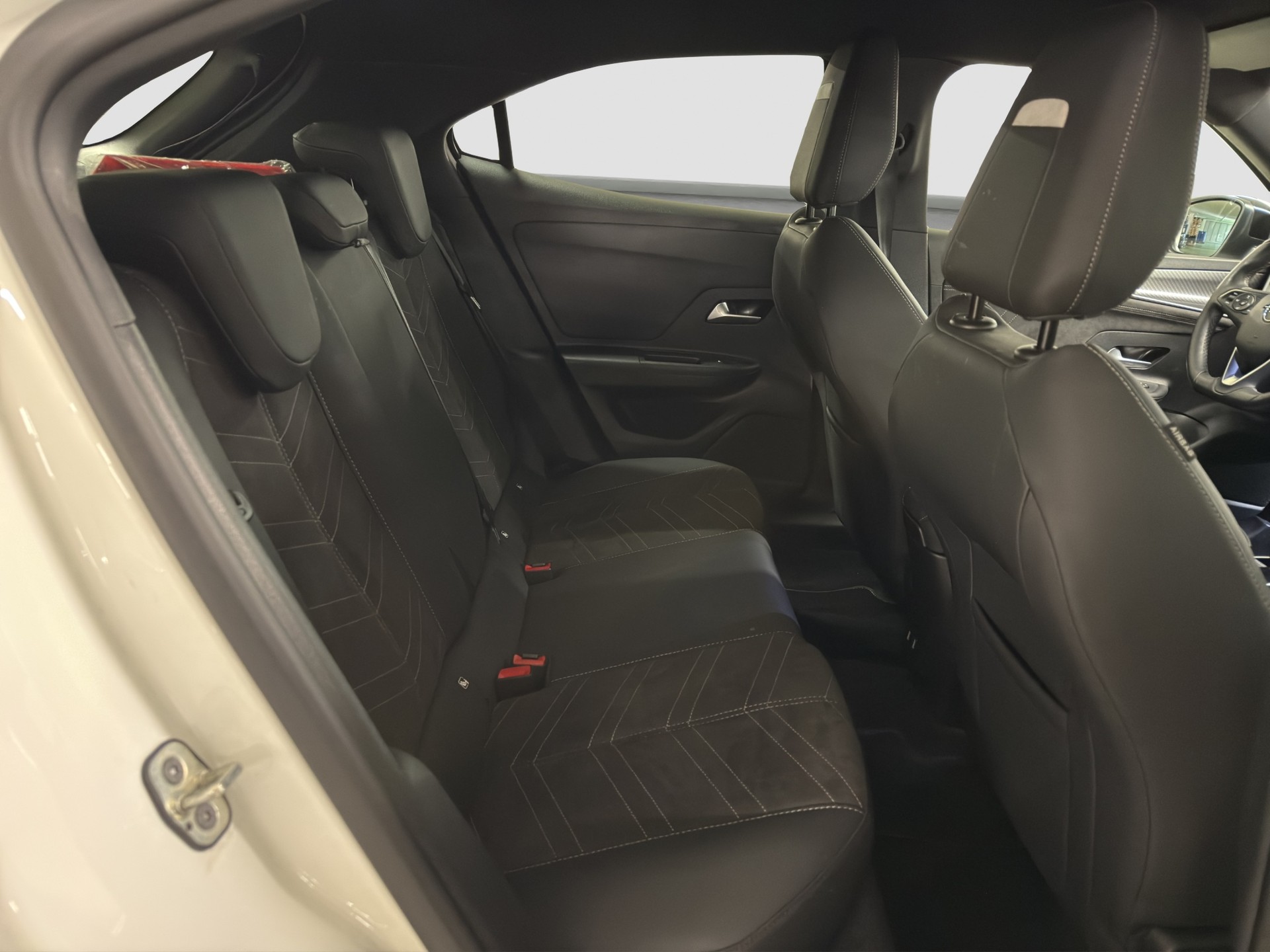 OPEL Mokka-e Ultimate-image-10