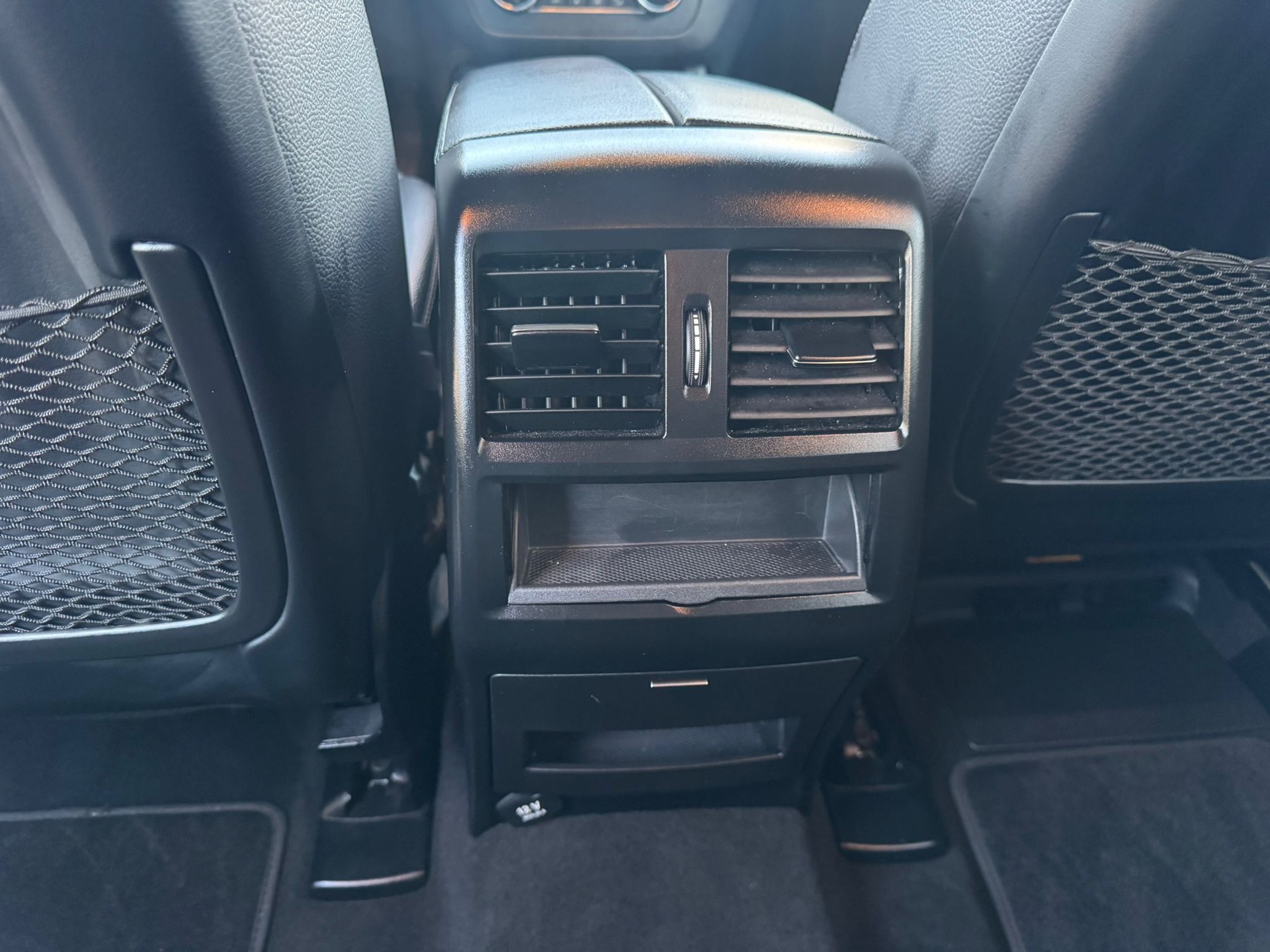 MERCEDES-BENZ ML 250 BlueTEC Edition 4Matic 7G-Tronic-image-19