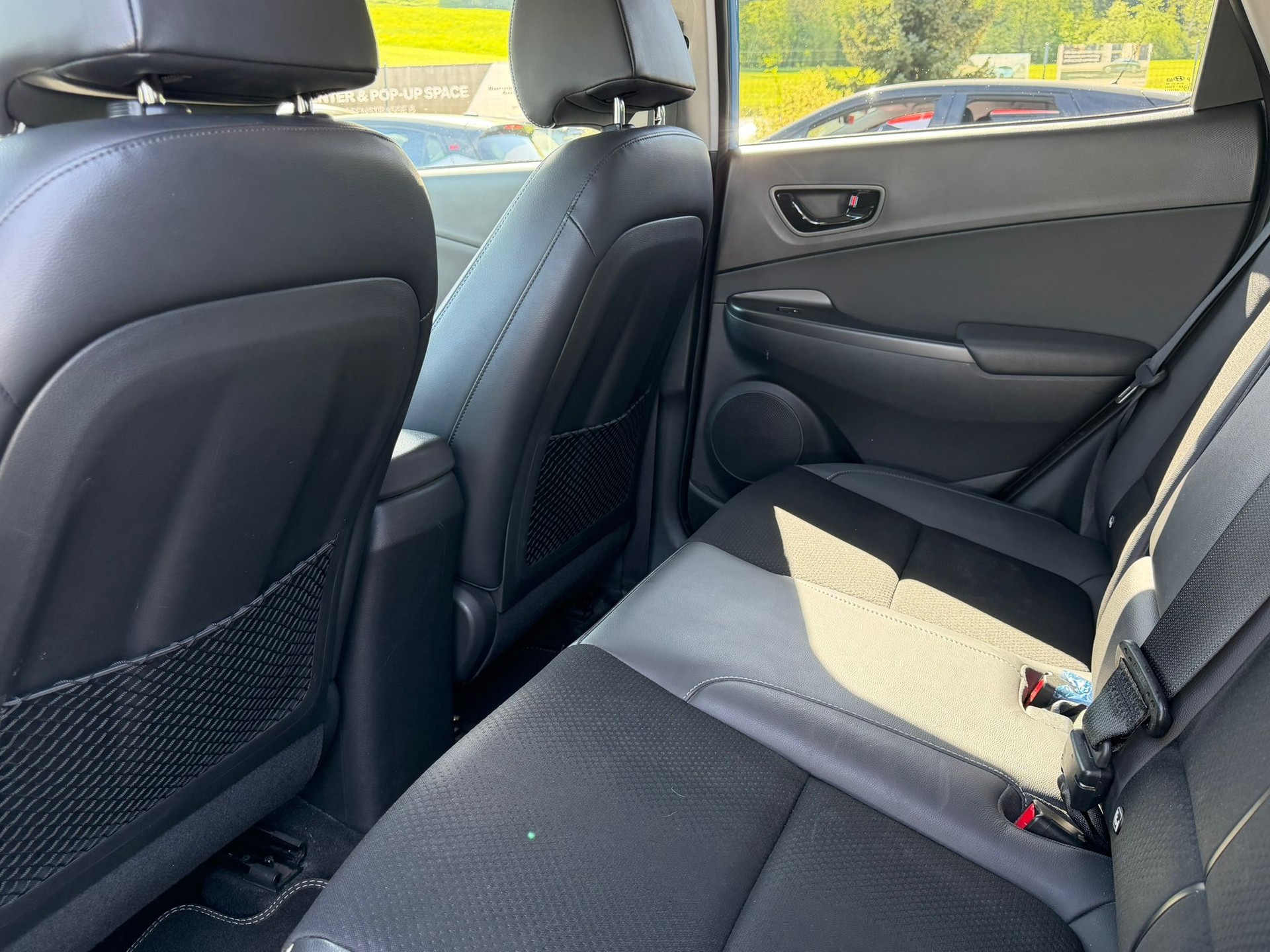 HYUNDAI Kona 1.6 GDi HEV Amplia DCT-image-12