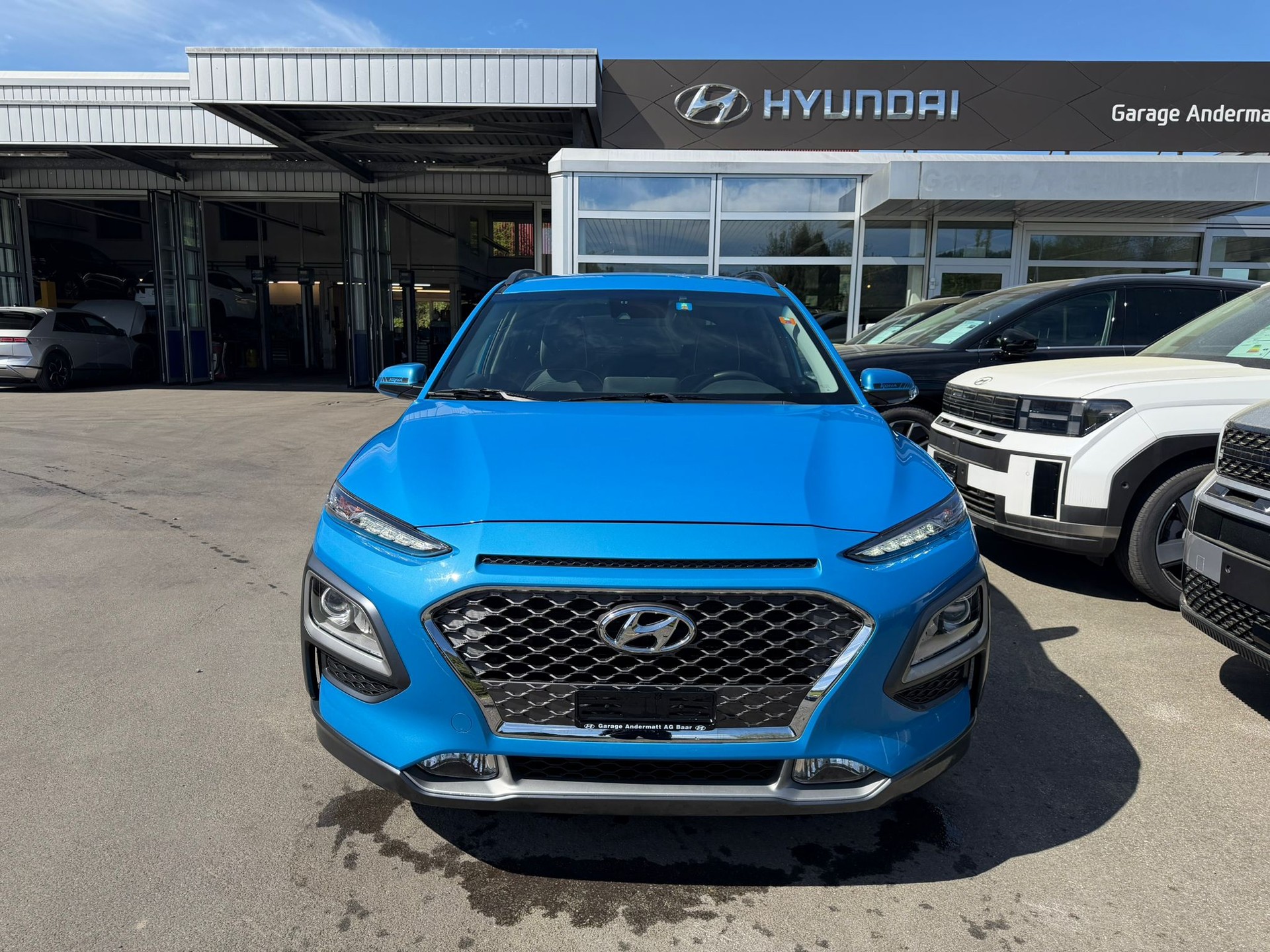 HYUNDAI Kona 1.6 GDi HEV Amplia DCT-showroom-element-1