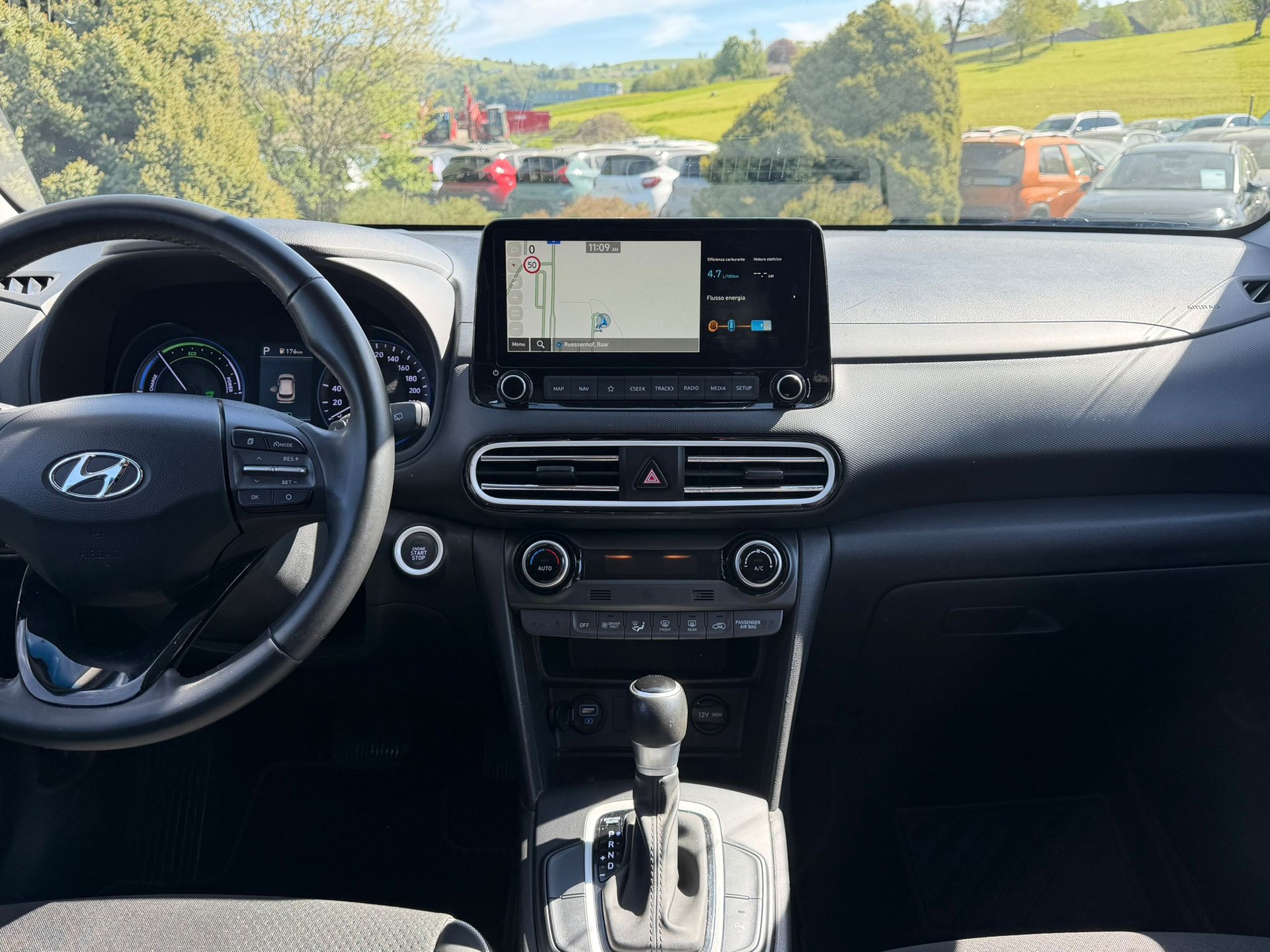 HYUNDAI Kona 1.6 GDi HEV Amplia DCT-image-9
