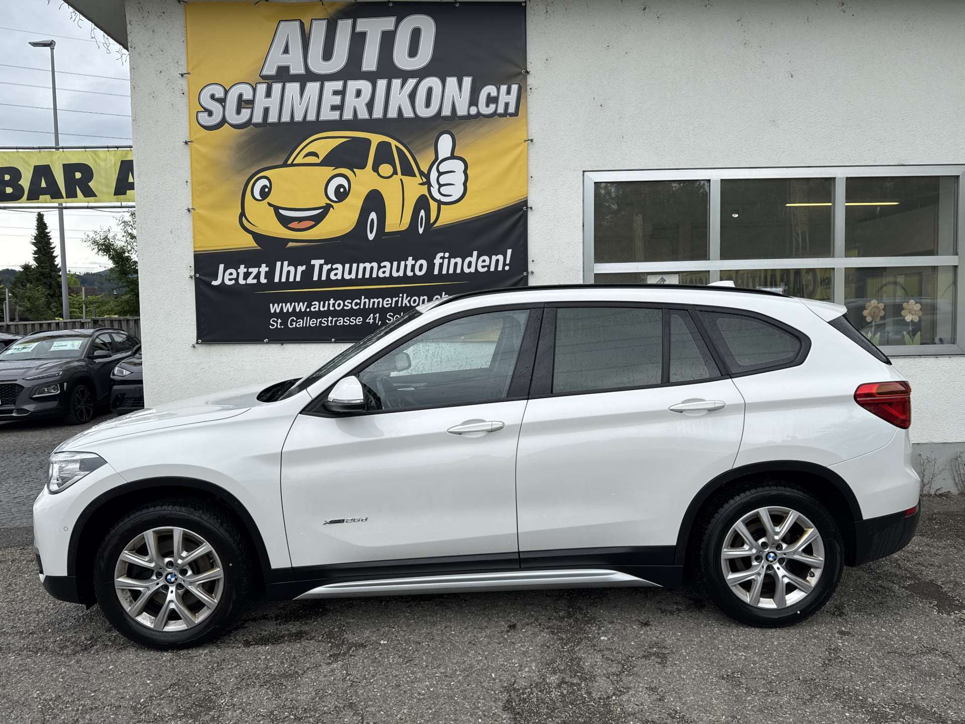 BMW X1 25d xDrive SAG 231PS Automat-image-4