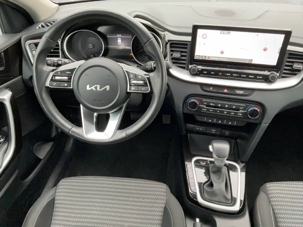 KIA Ceed 1.5 T-GDi MHEV Power-image-10