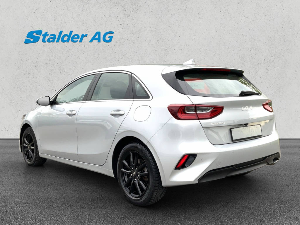 KIA Ceed 1.5 T-GDi MHEV Power-image-3