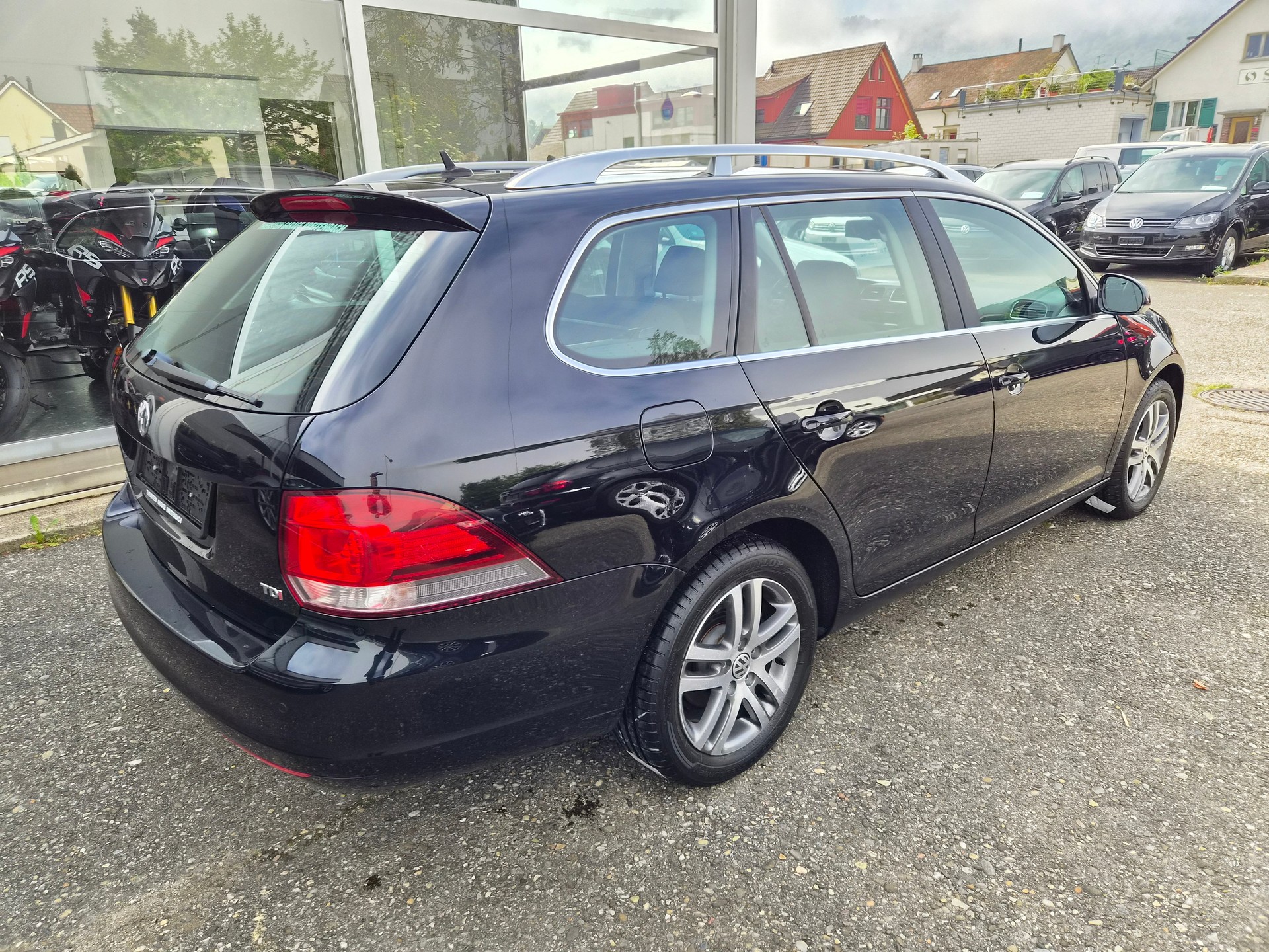 VW Golf Variant 1.6 TDI BMT Comfortline-image-5