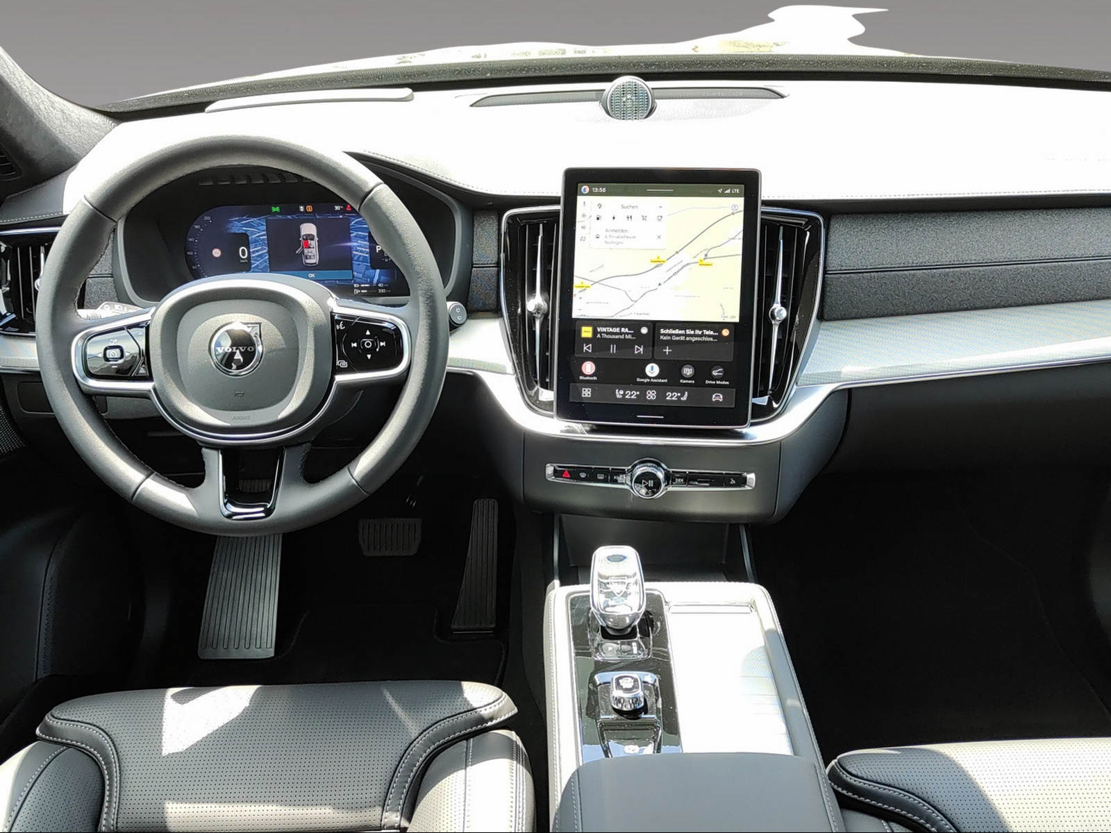 VOLVO XC90 2.0 T8 TE Black Edition eAWD-image-9