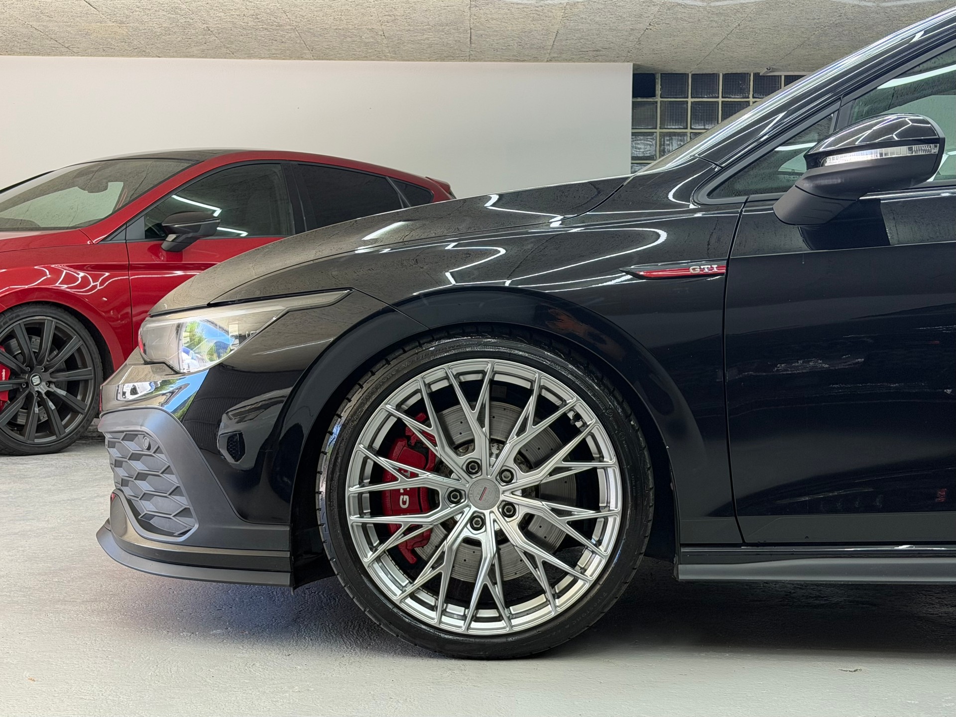 VW Golf 2.0 TSI GTI Clubsport DSG *Silver wheels/Eibach/Maxton*-image-3