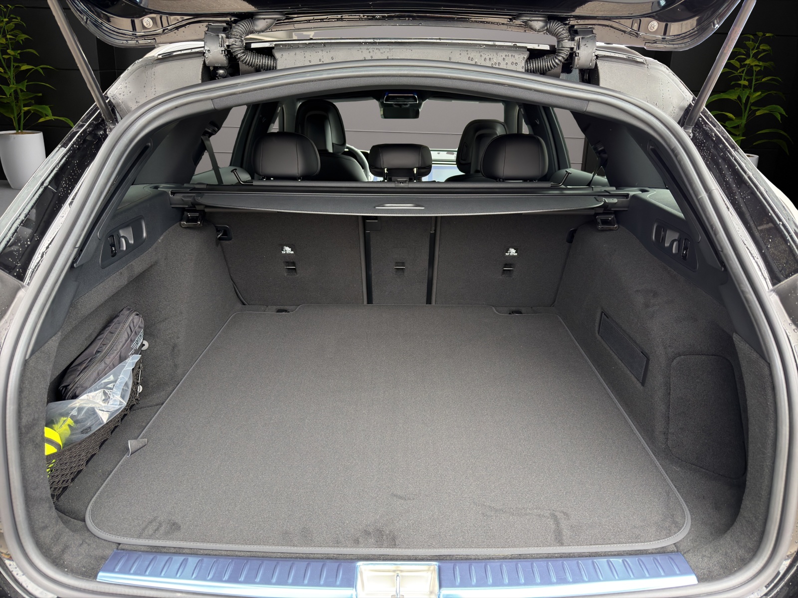 MERCEDES-BENZ E 220 d T 4Matic 9G-Tronic-image-5