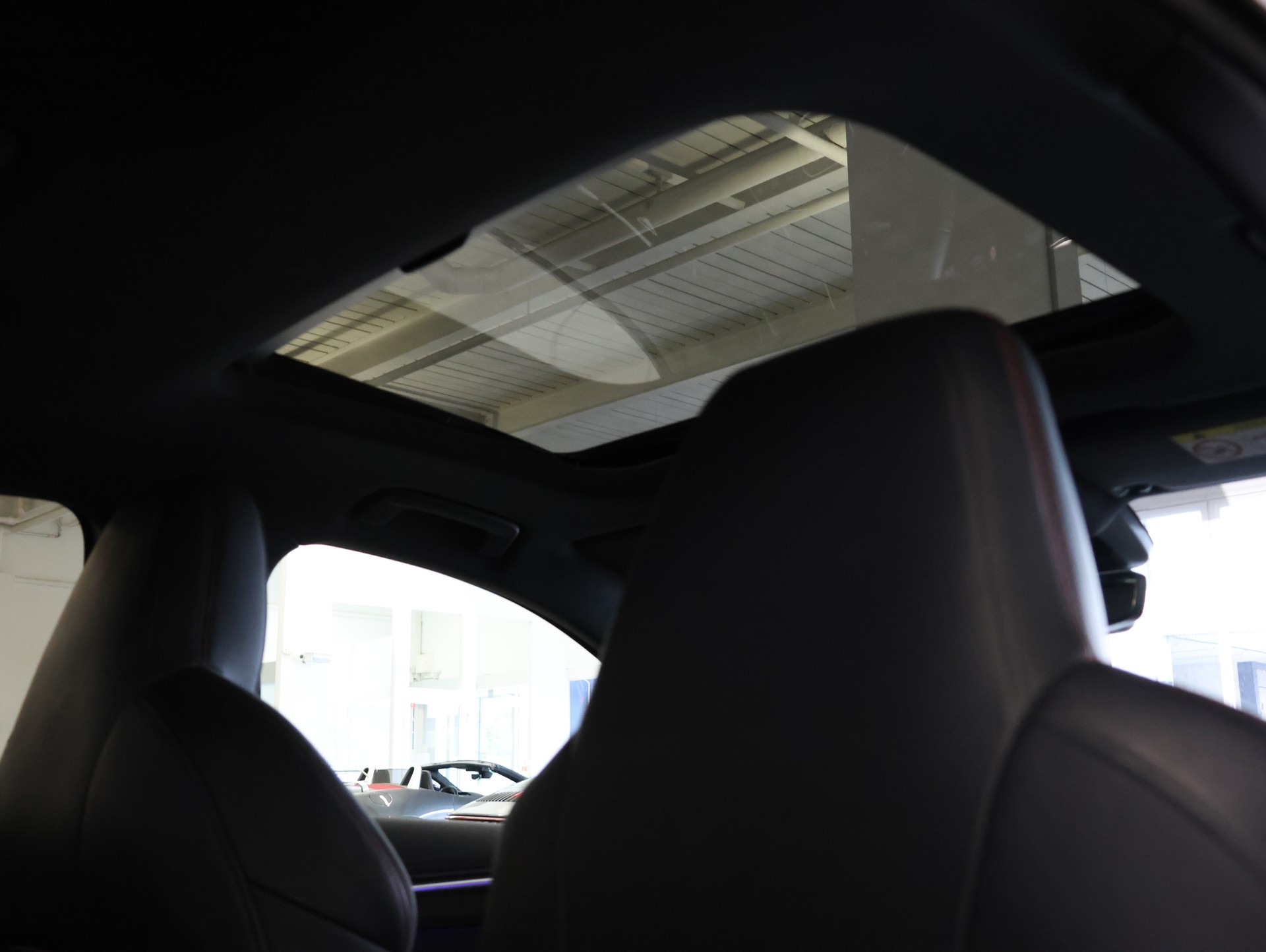 AUDI RS3 Limousine 2.5 TSI quattro S-tronic *Panorama*Matrix-LED*Ambientebeleuchtung*-image-14